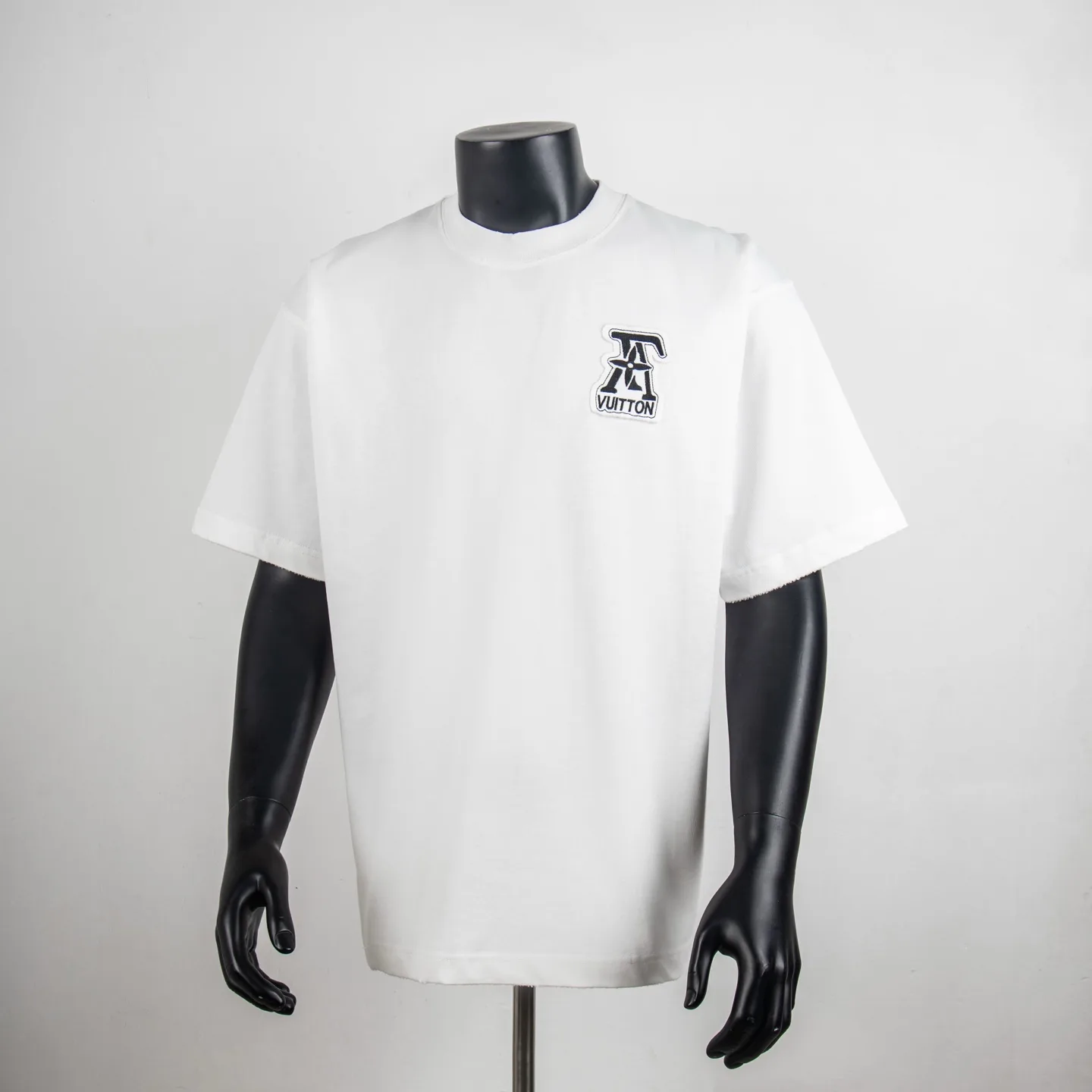 Embroidered Patch Distressed Cotton T-Shirt D12515425