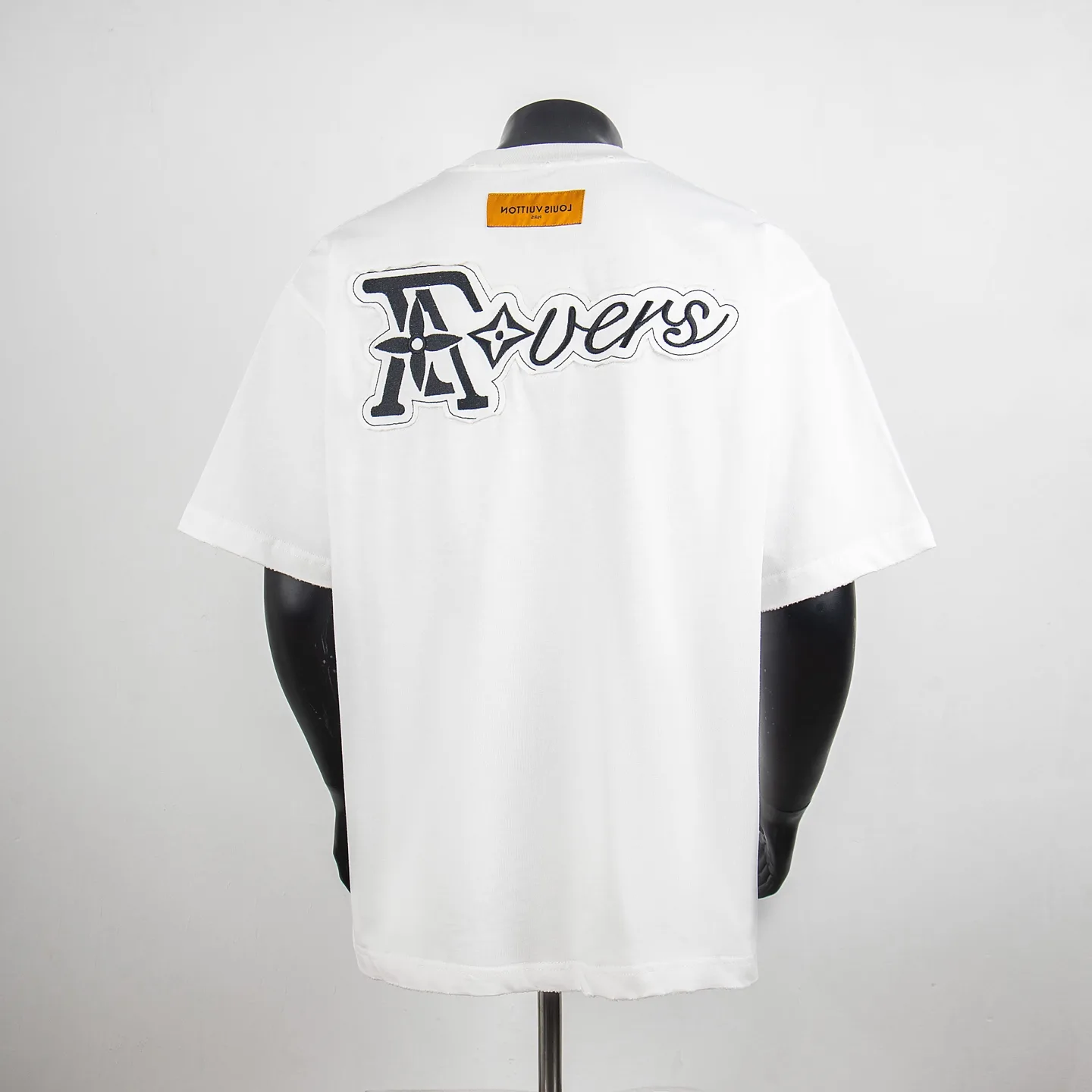 Embroidered Patch Distressed Cotton T-Shirt D12515425 — view 2