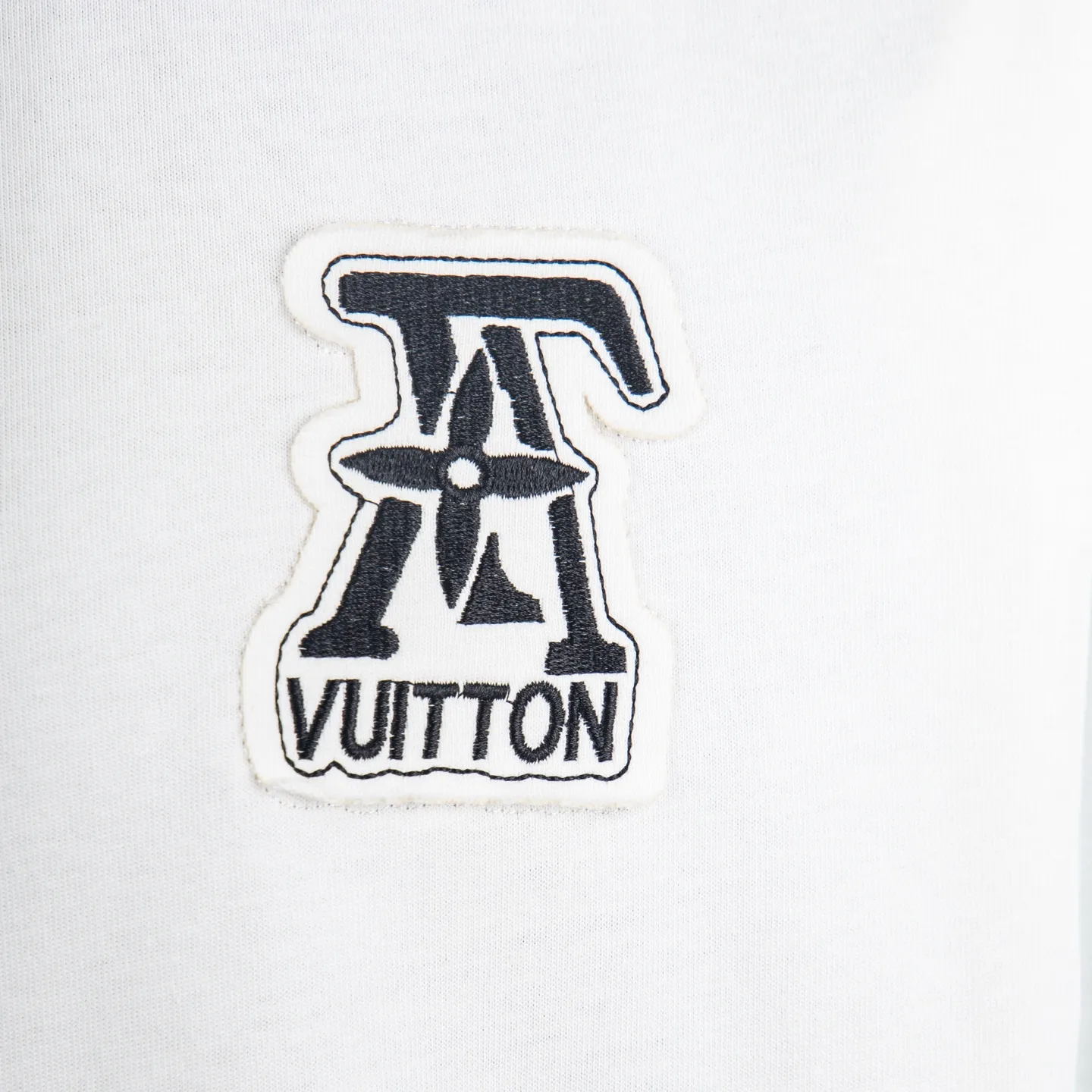 Embroidered Patch Distressed Cotton T-Shirt D12515425 — view 4