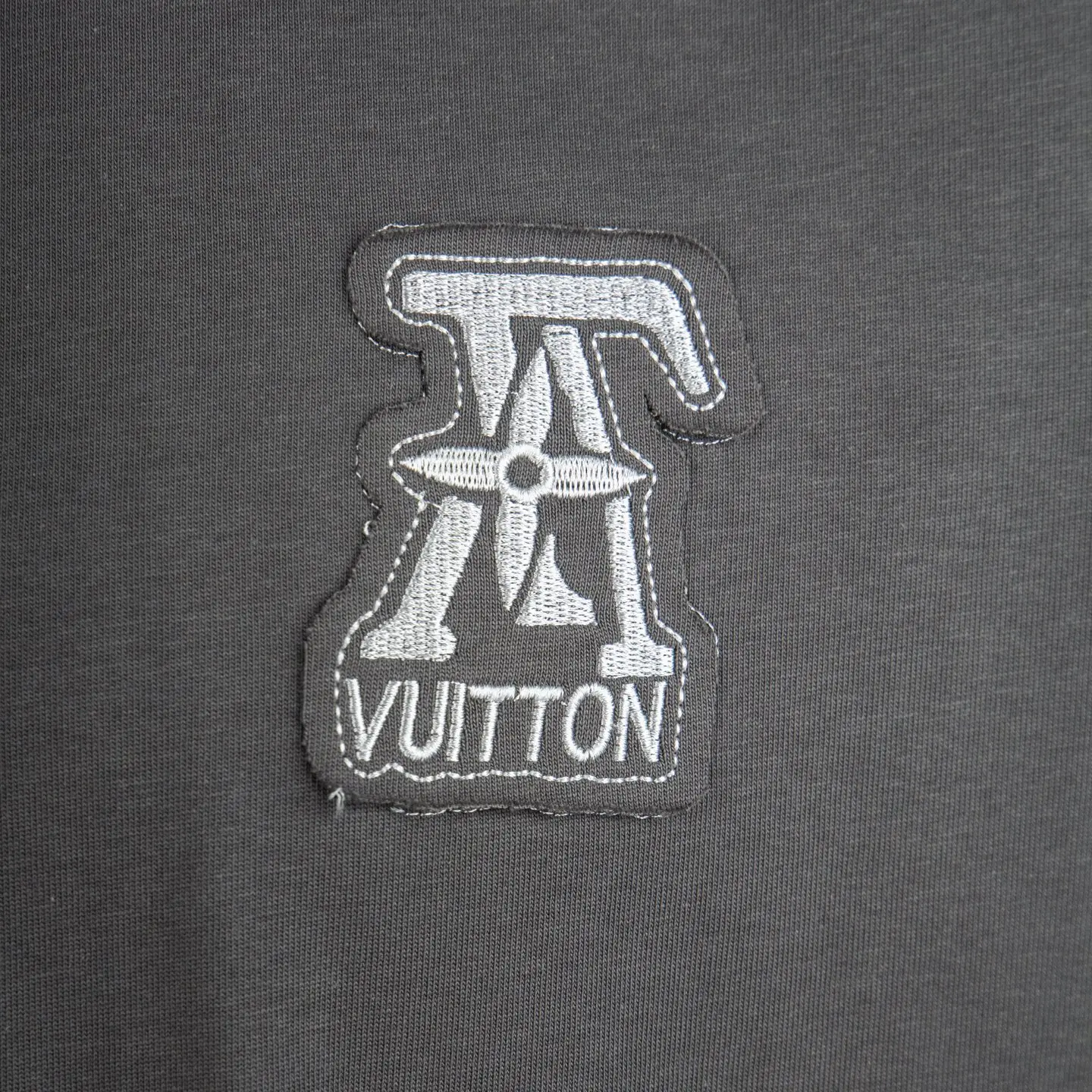 Embroidered Distressed Cotton T-Shirt D12515424 — view 4
