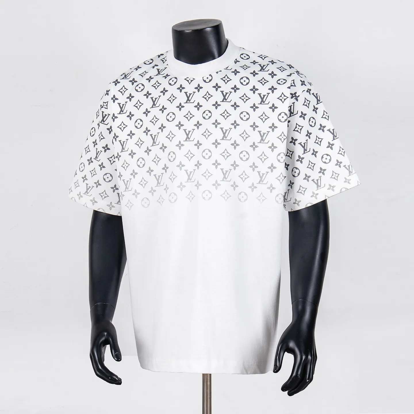 Monogram Gradient Print Cotton T-Shirt D11912698