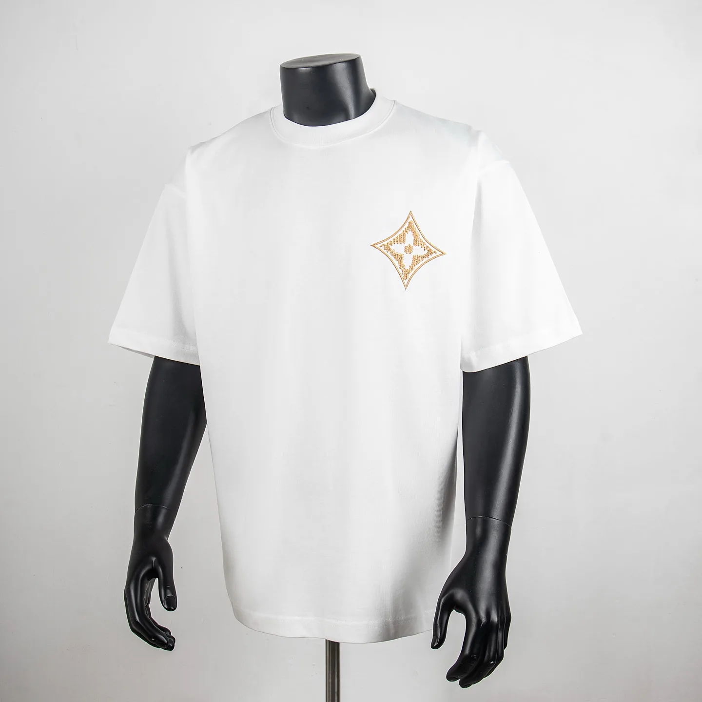 Embroidered Monogram Flower Cotton T-Shirt D11915411
