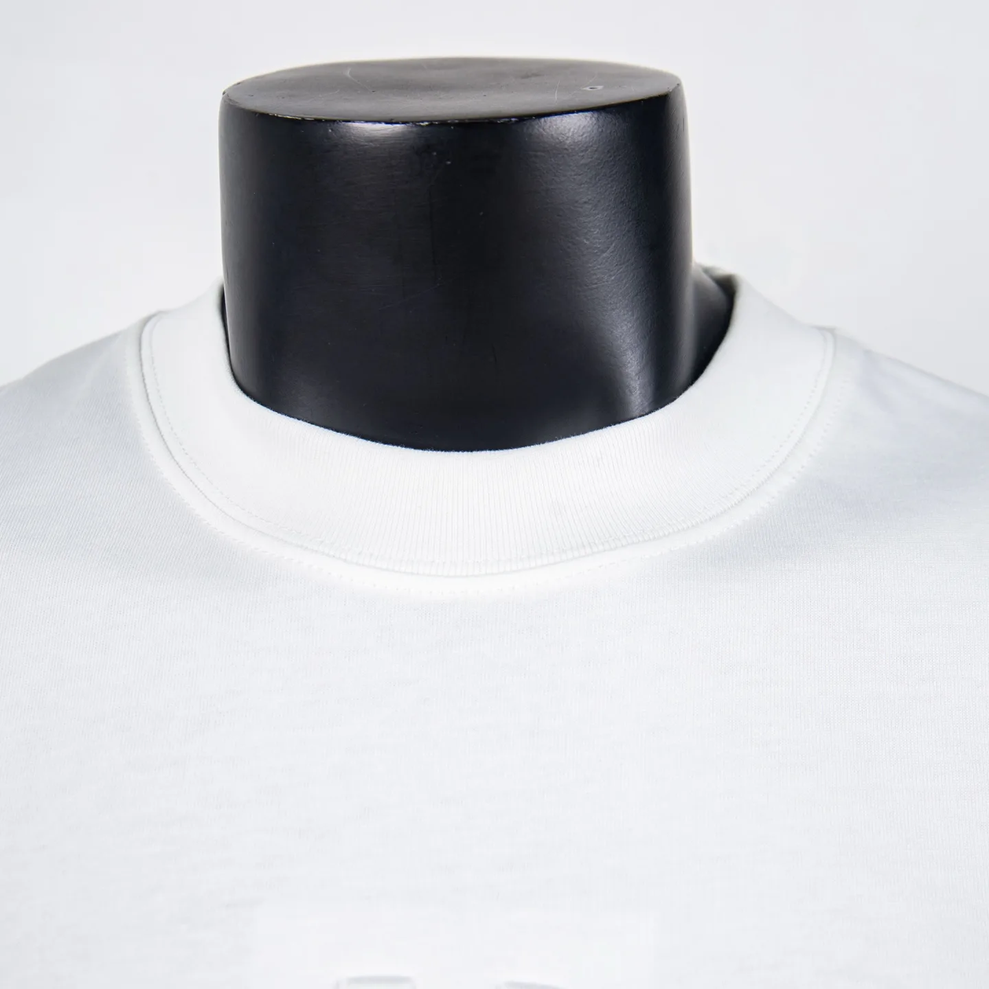 Embossed Logo Cotton T-Shirt D11512702 — view 3