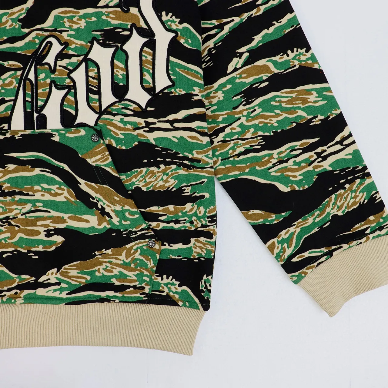 Godspeed Camouflage Embroidered Zip-Up Hoodie D14812237 — view 8