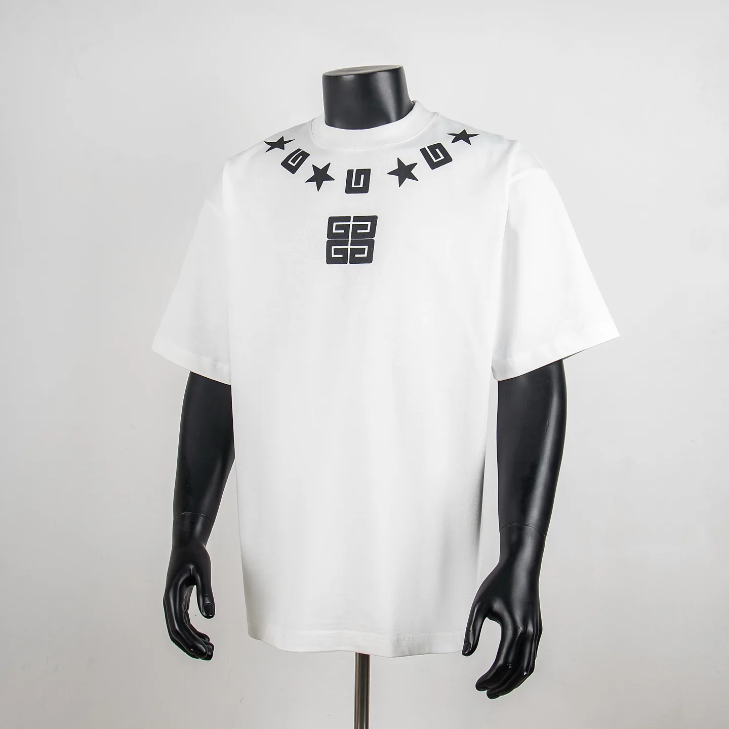 Givenchy Logo and Star Print Cotton T-Shirt D11515404