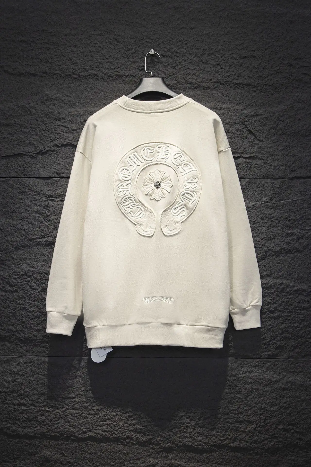 Embroidered Logo Oversized Crew-Neck Sweatshirt D16924290 — view 2
