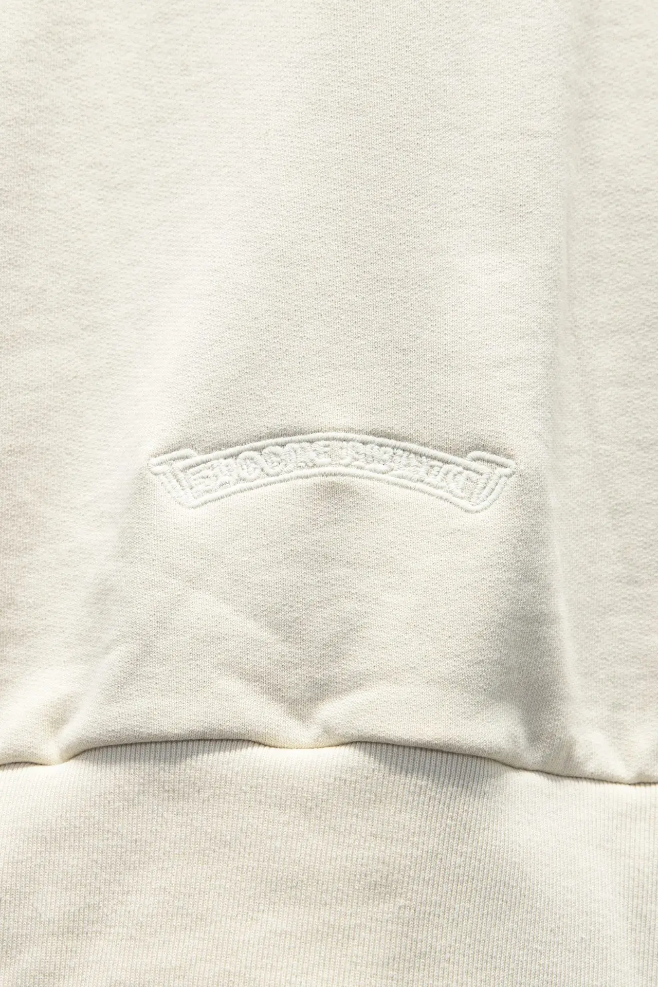 Embroidered Logo Oversized Crew-Neck Sweatshirt D16924290 — view 7