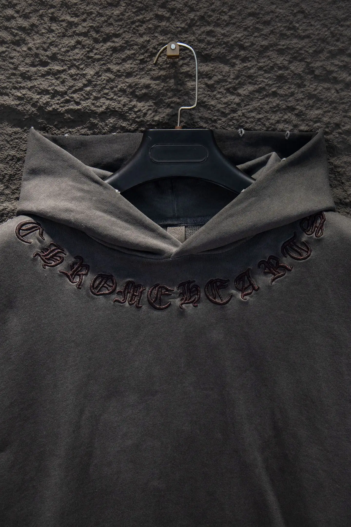 Embroidered Logo Oversized Cotton Hoodie D20924282 — view 9