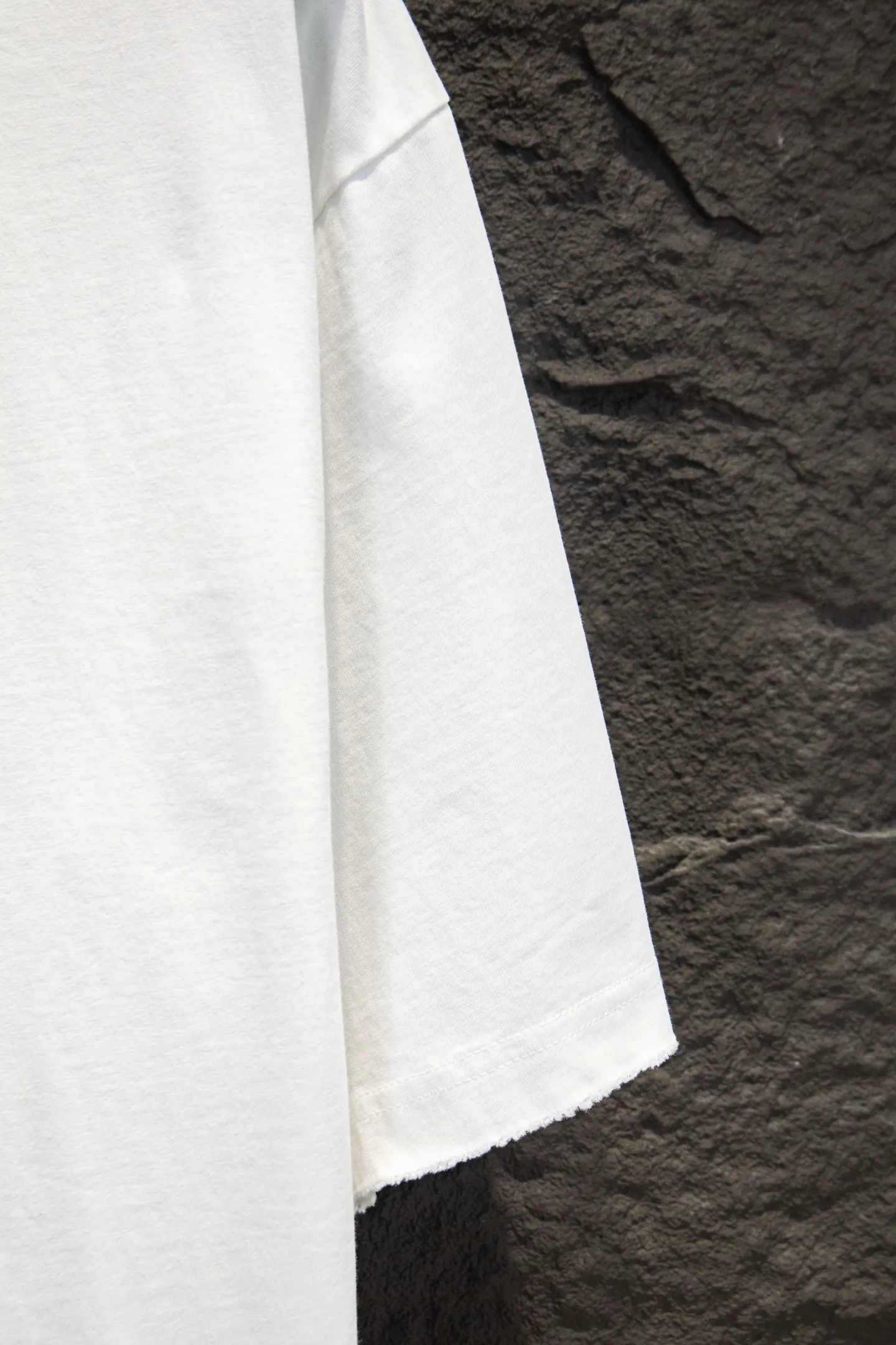 Distressed Embroidered Oversized T-Shirt D14515369 — view 6