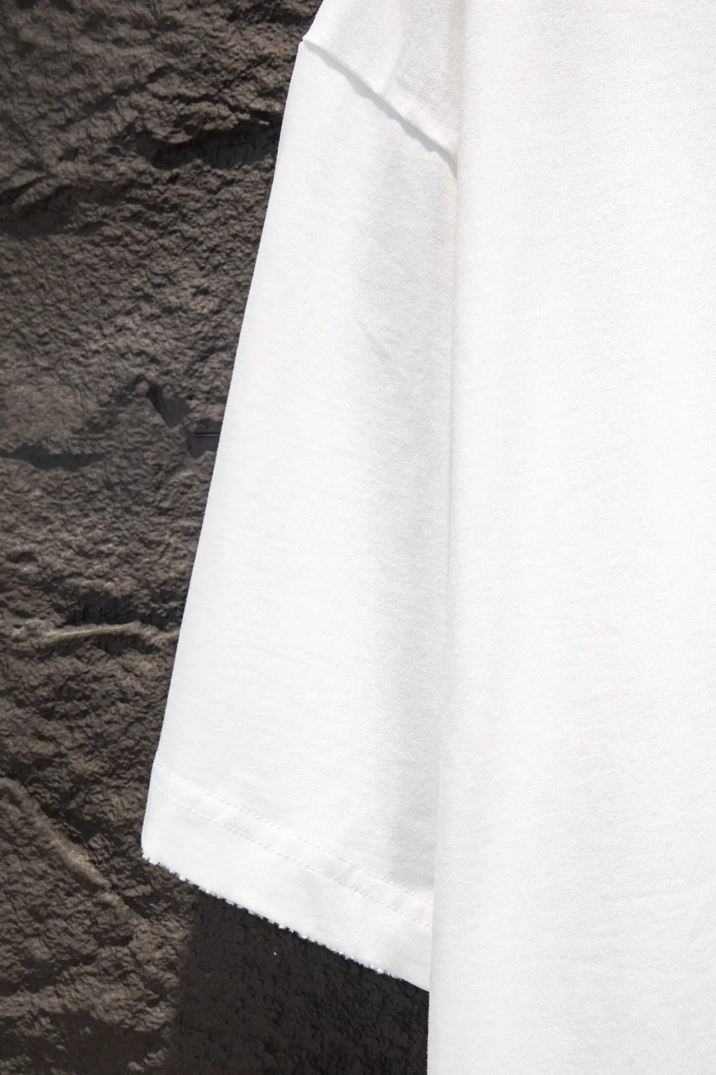 Distressed Embroidered Oversized T-Shirt D14515369 — view 7