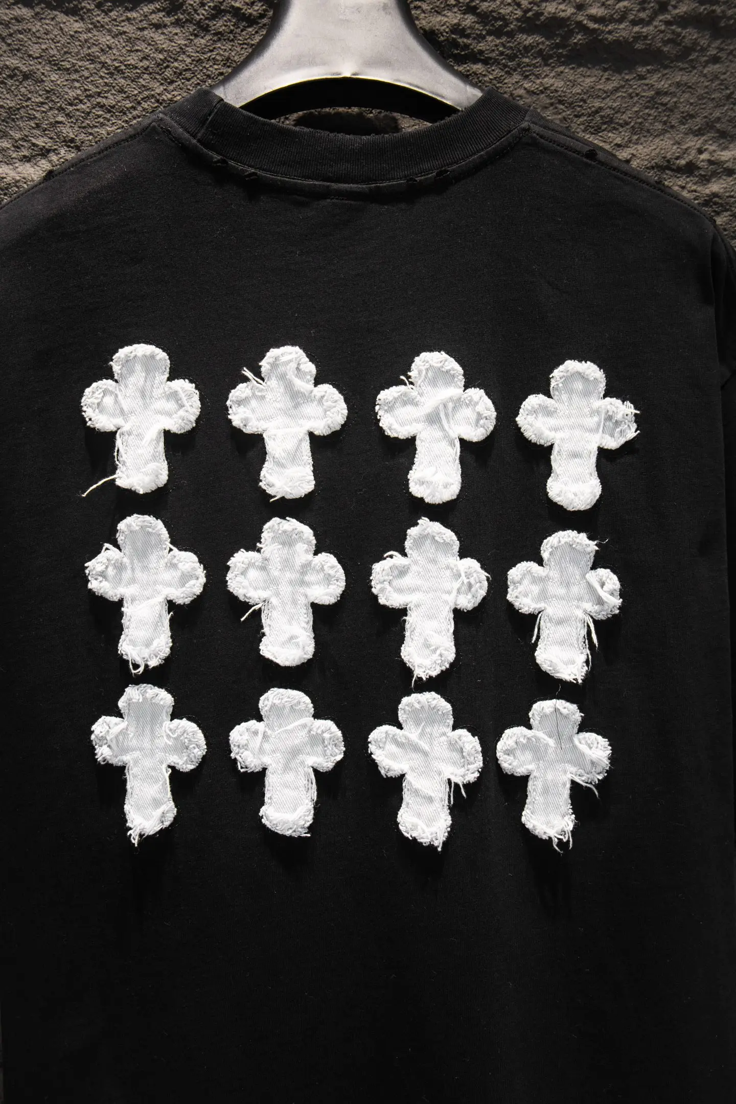 Distressed Embroidered Oversized T-Shirt D13515367 — view 5