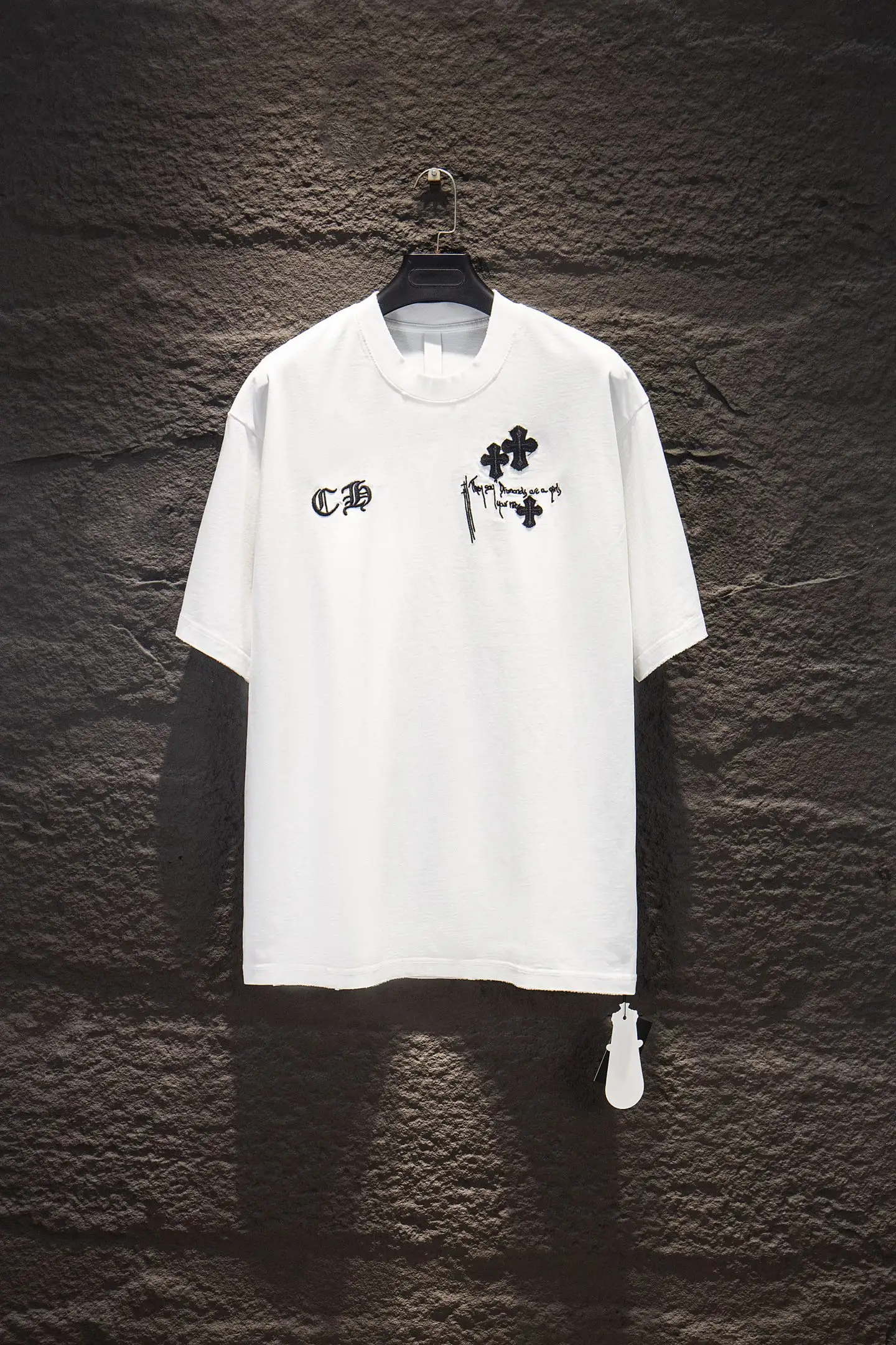 Embroidered Patch Oversized Cotton T-Shirt D13515364