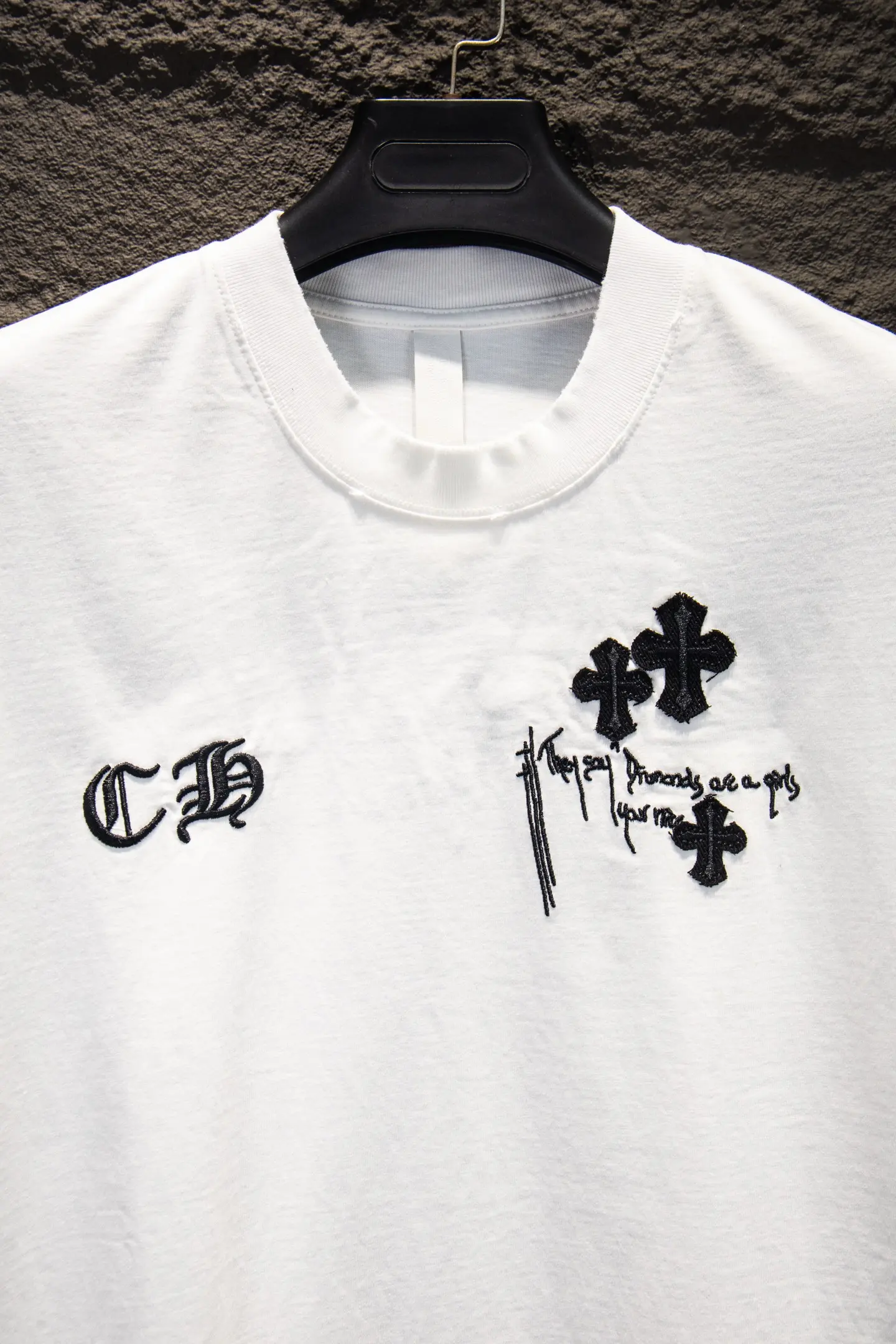 Embroidered Patch Oversized Cotton T-Shirt D13515364 — view 3