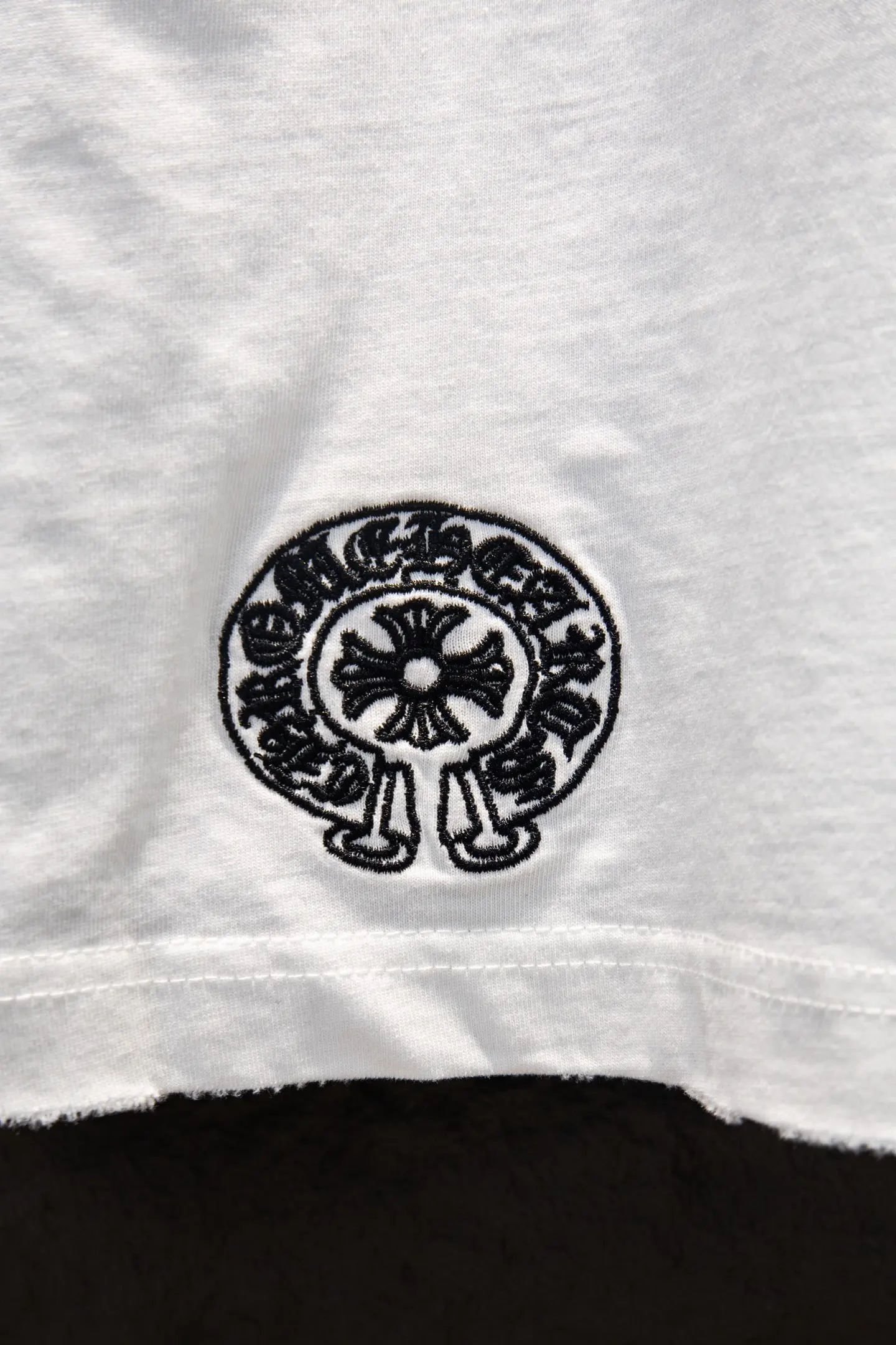 Embroidered Patch Oversized Cotton T-Shirt D13515364 — view 7
