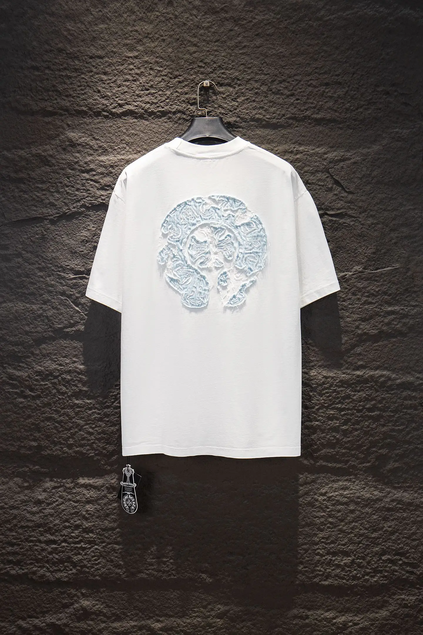 Embroidered Patch Oversized Cotton T-Shirt D13515360 — view 2