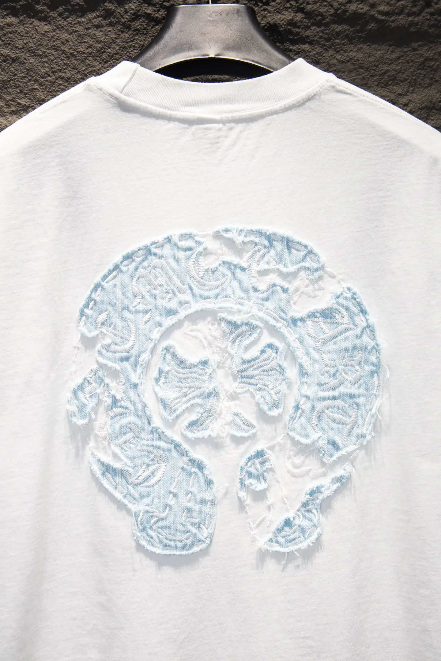 Embroidered Patch Oversized Cotton T-Shirt D13515360 — view 5
