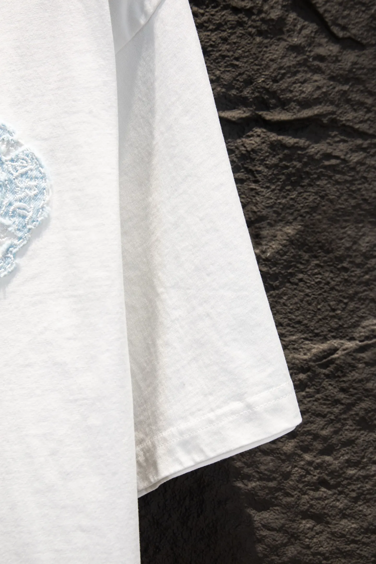 Embroidered Patch Oversized Cotton T-Shirt D13515360 — view 7