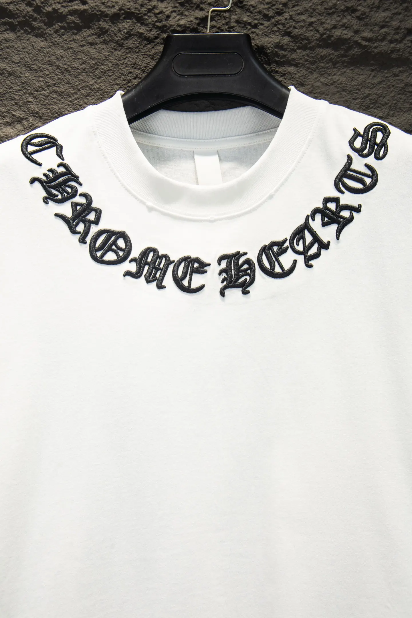 Embroidered Distressed Oversized T-Shirt D12515358 — view 3