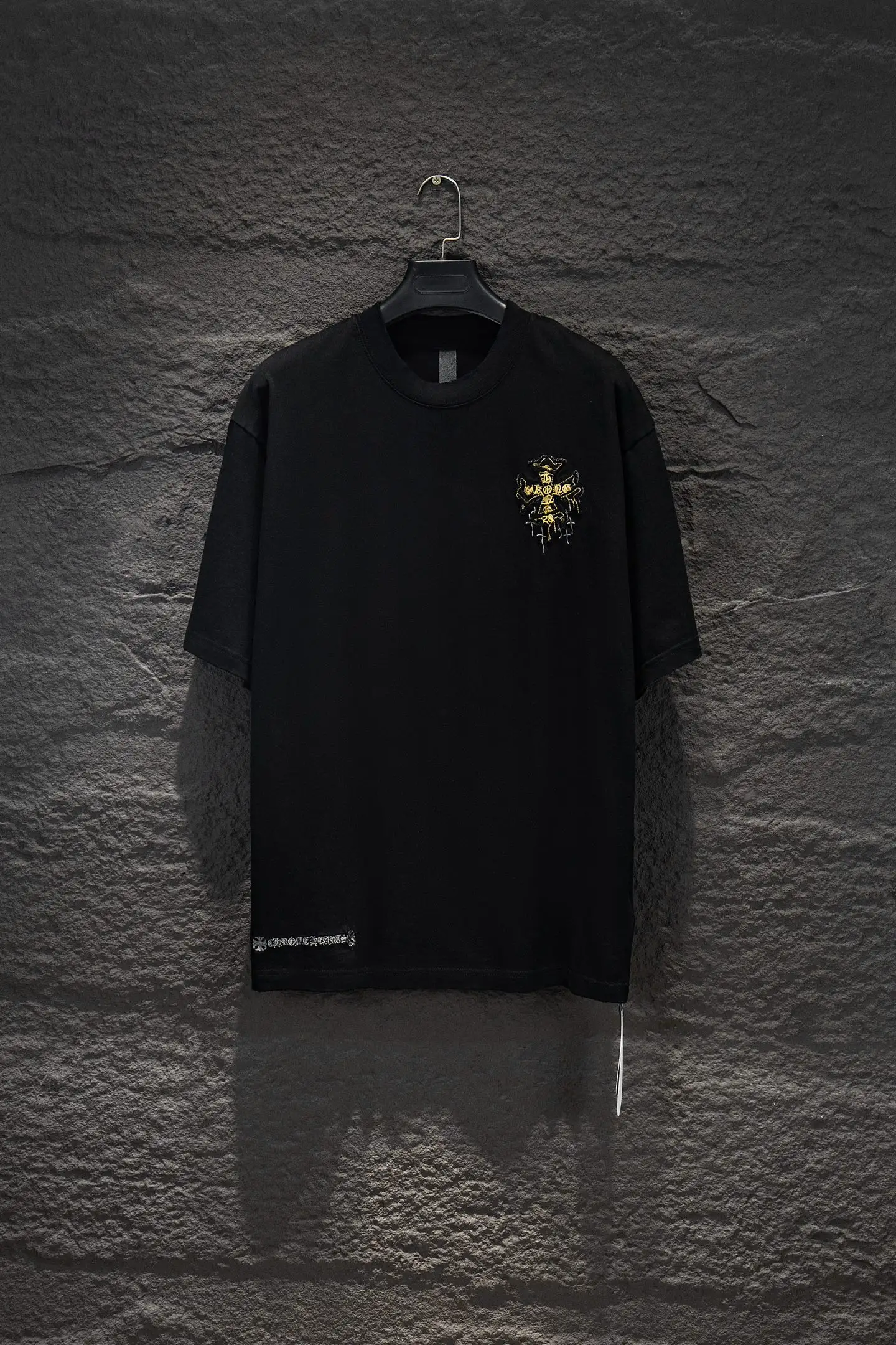 Embroidered Oversized Distressed T-Shirt D14515337