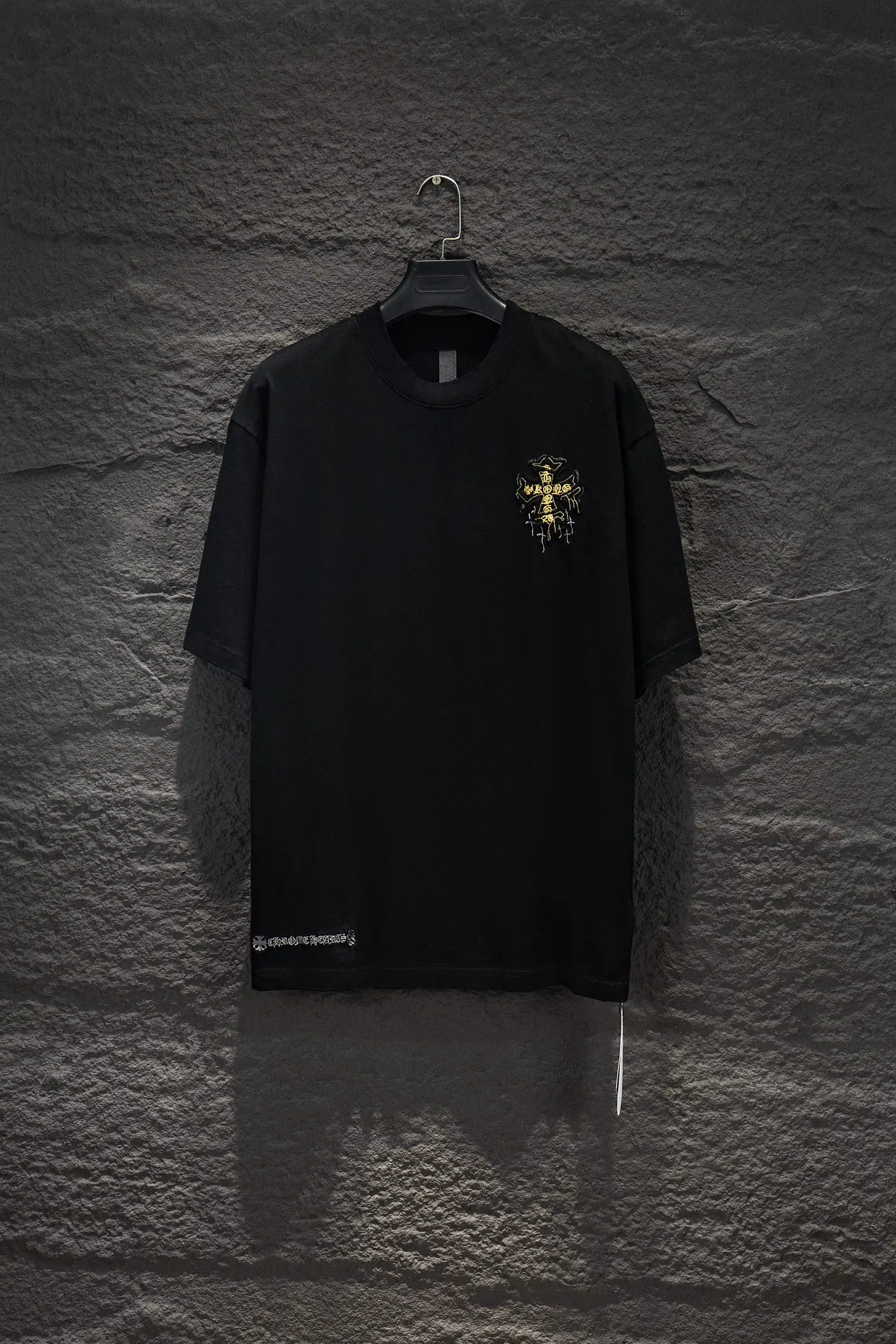 Embroidered Oversized Distressed T-Shirt D14515337