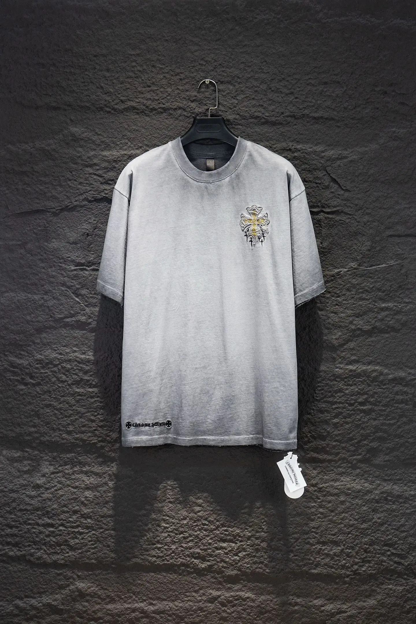 Oversized Distressed Embroidered T-Shirt D14515335