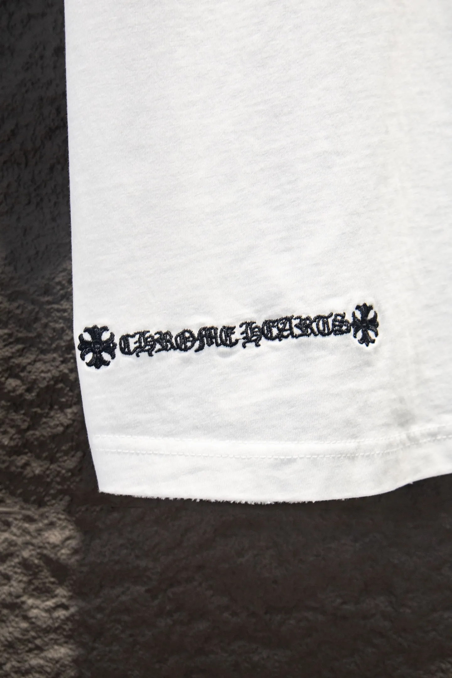 Embroidered Patch Oversized Cotton T-Shirt D14515336 — view 7