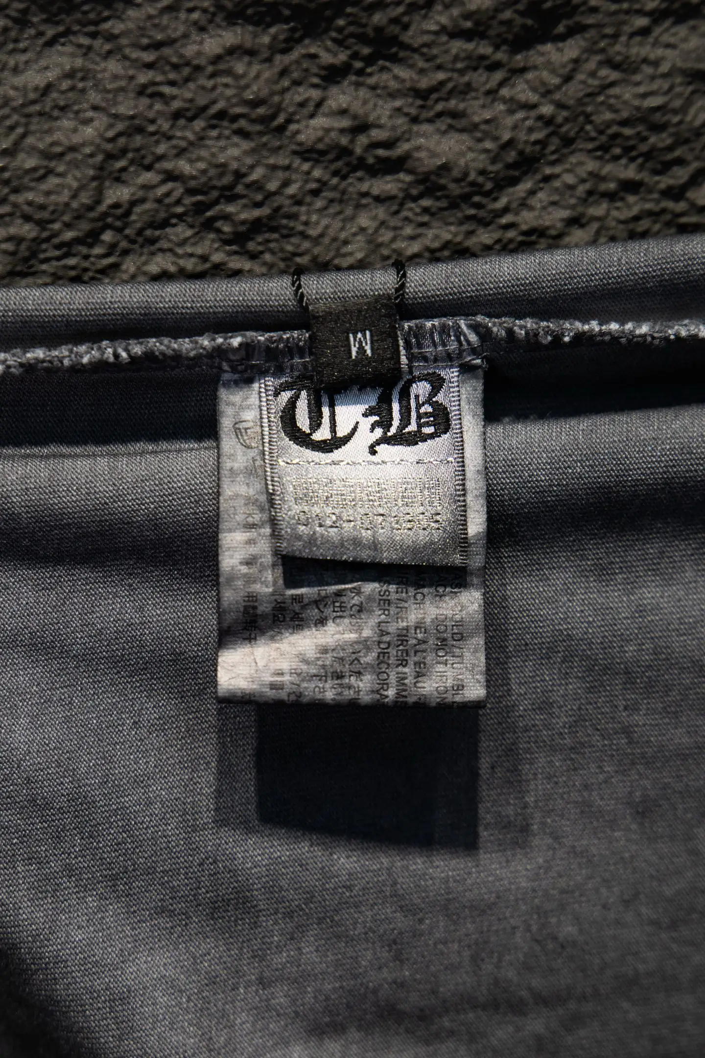 Oversized Embroidered Distressed Cotton T-Shirt D14515500 — view 8