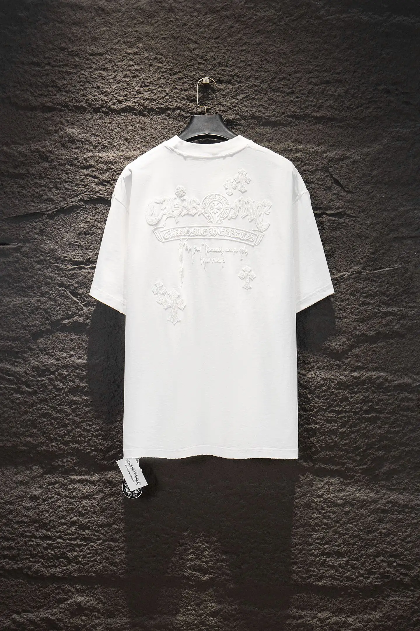 Embroidered Distressed Oversized T-Shirt D14515496 — view 2
