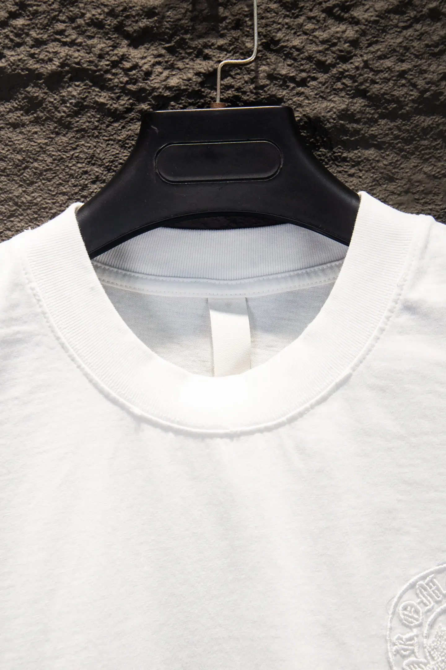 Embroidered Distressed Oversized T-Shirt D14515496 — view 3
