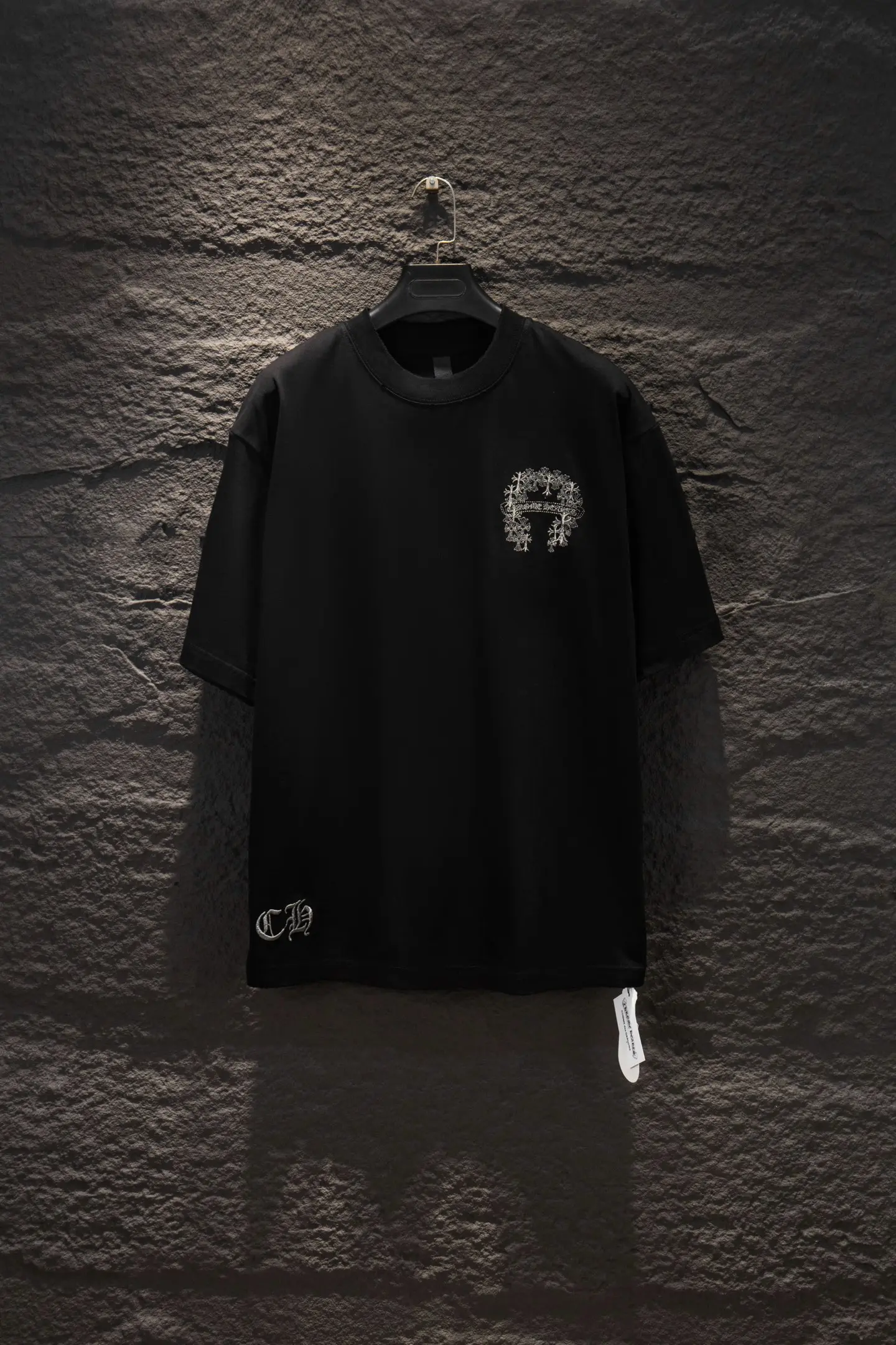 Embroidered Patch Oversized Cotton T-Shirt D14515493