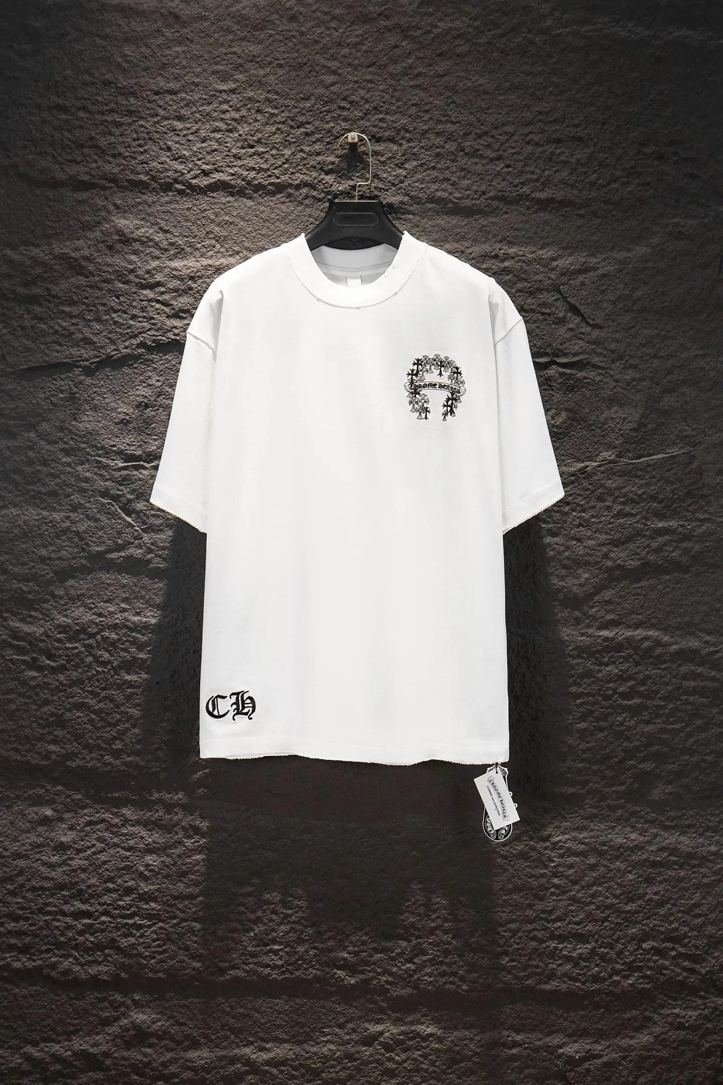 Distressed Embroidered Oversized Cotton T-Shirt D14515492