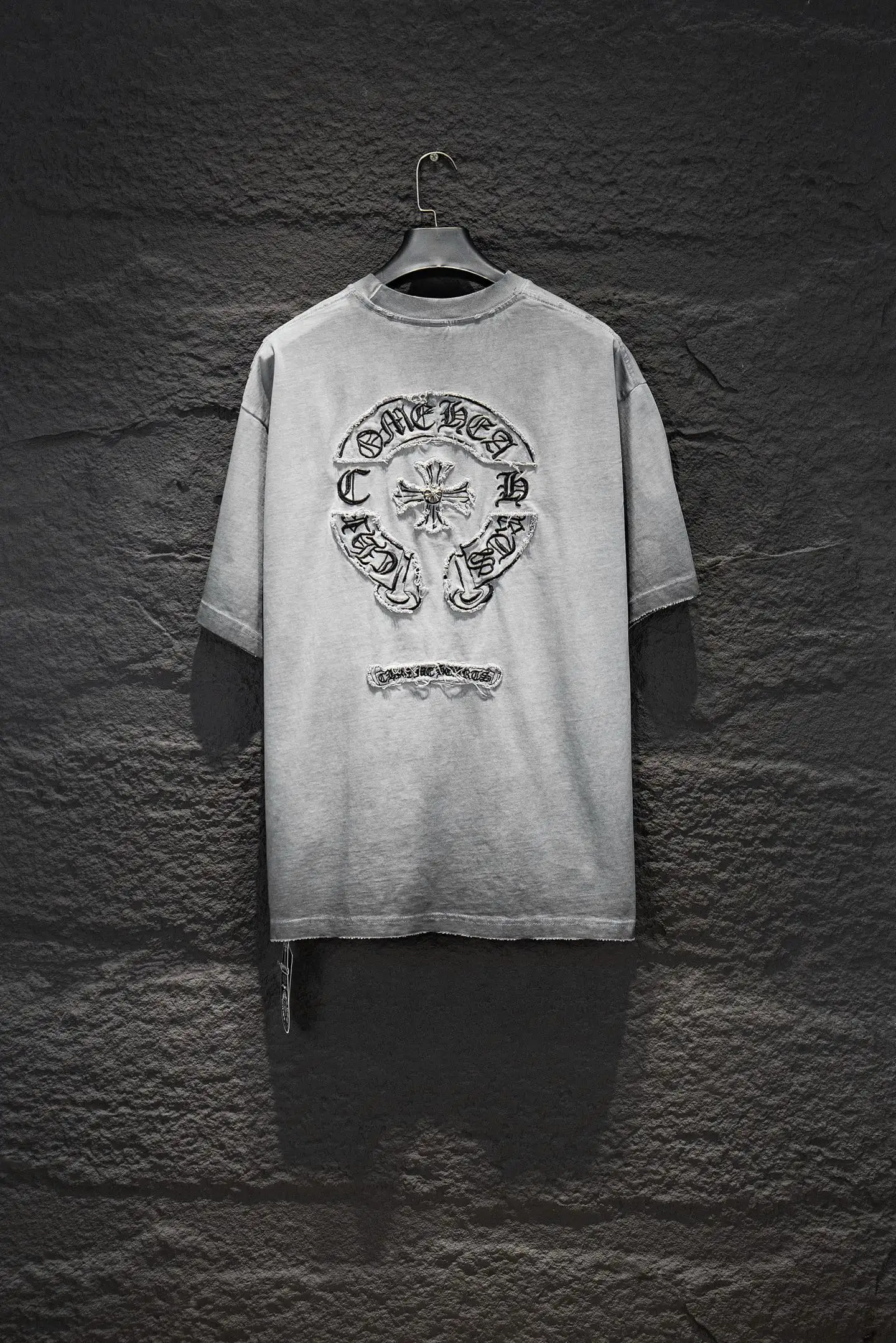 Embroidered Distressed Oversized T-Shirt D14515485 — view 2