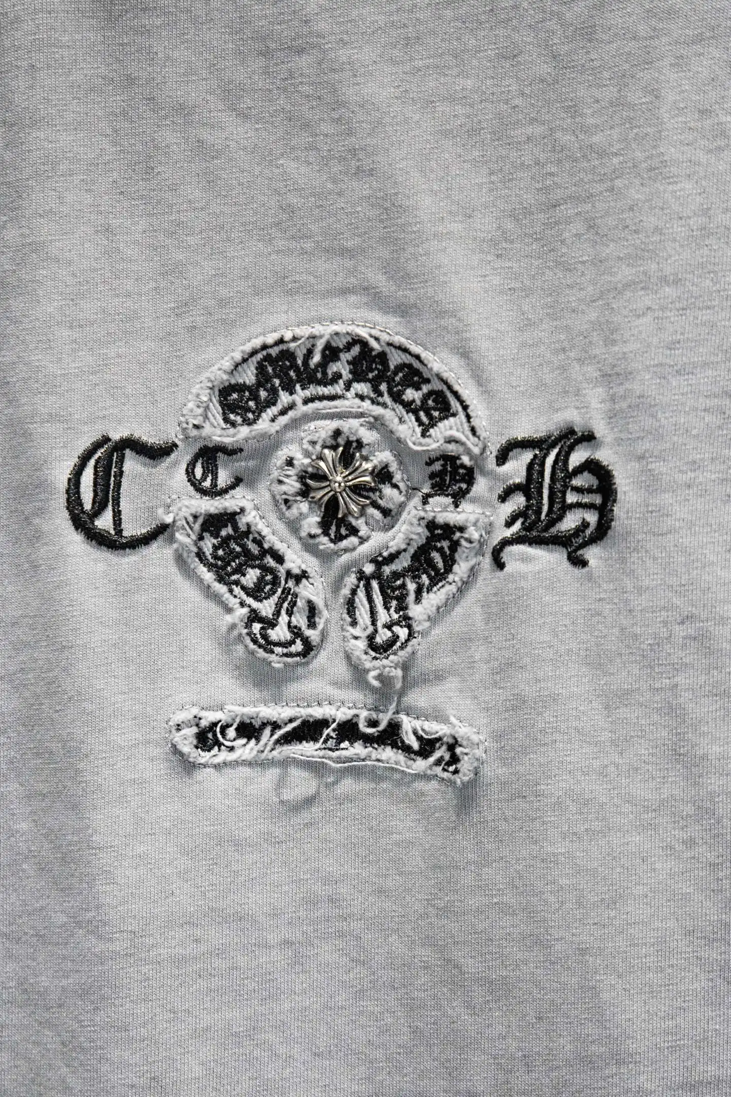 Embroidered Distressed Oversized T-Shirt D14515485 — view 5