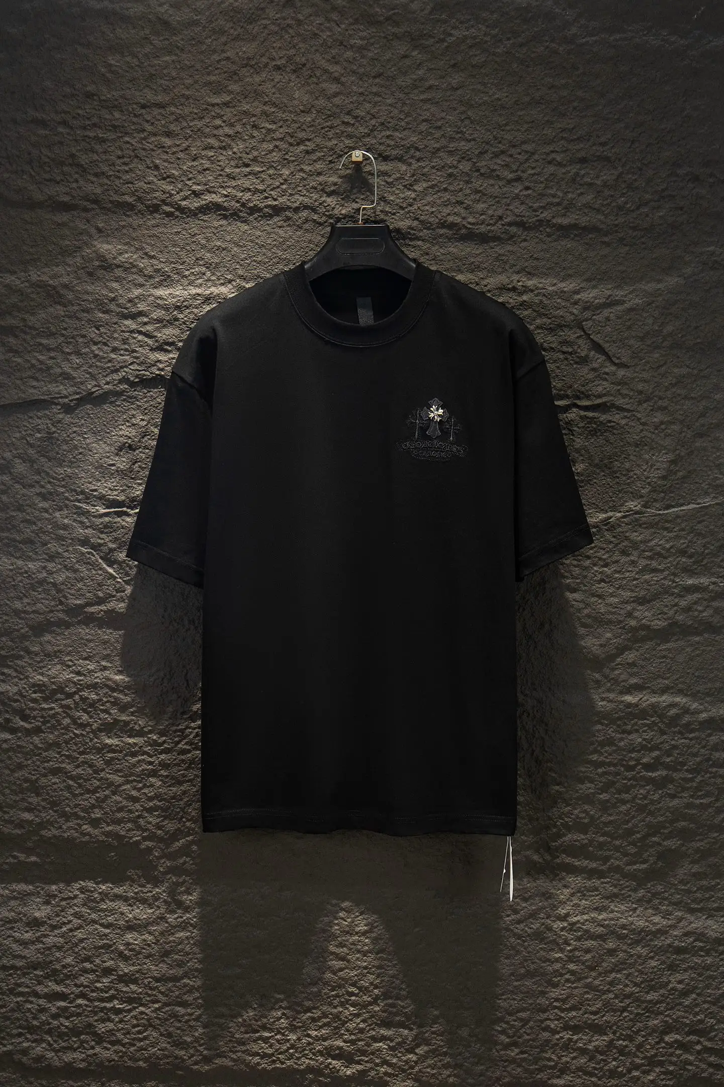 Embroidered Leather Patch Oversized T-Shirt D13515484