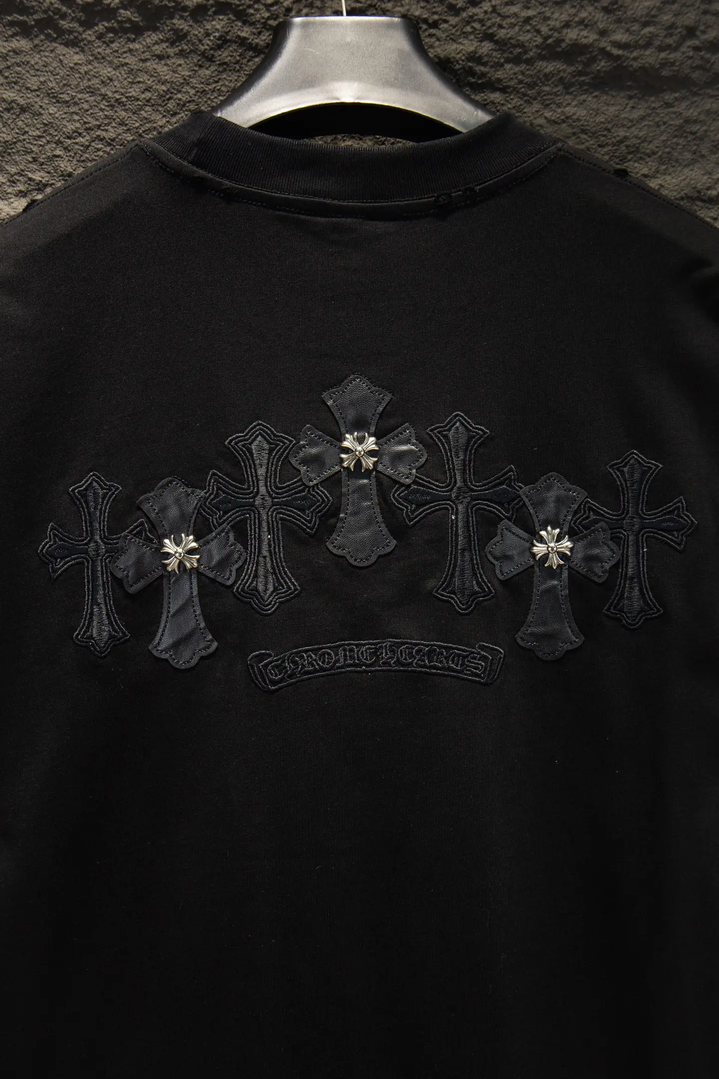 Embroidered Leather Patch Oversized T-Shirt D13515484 — view 5
