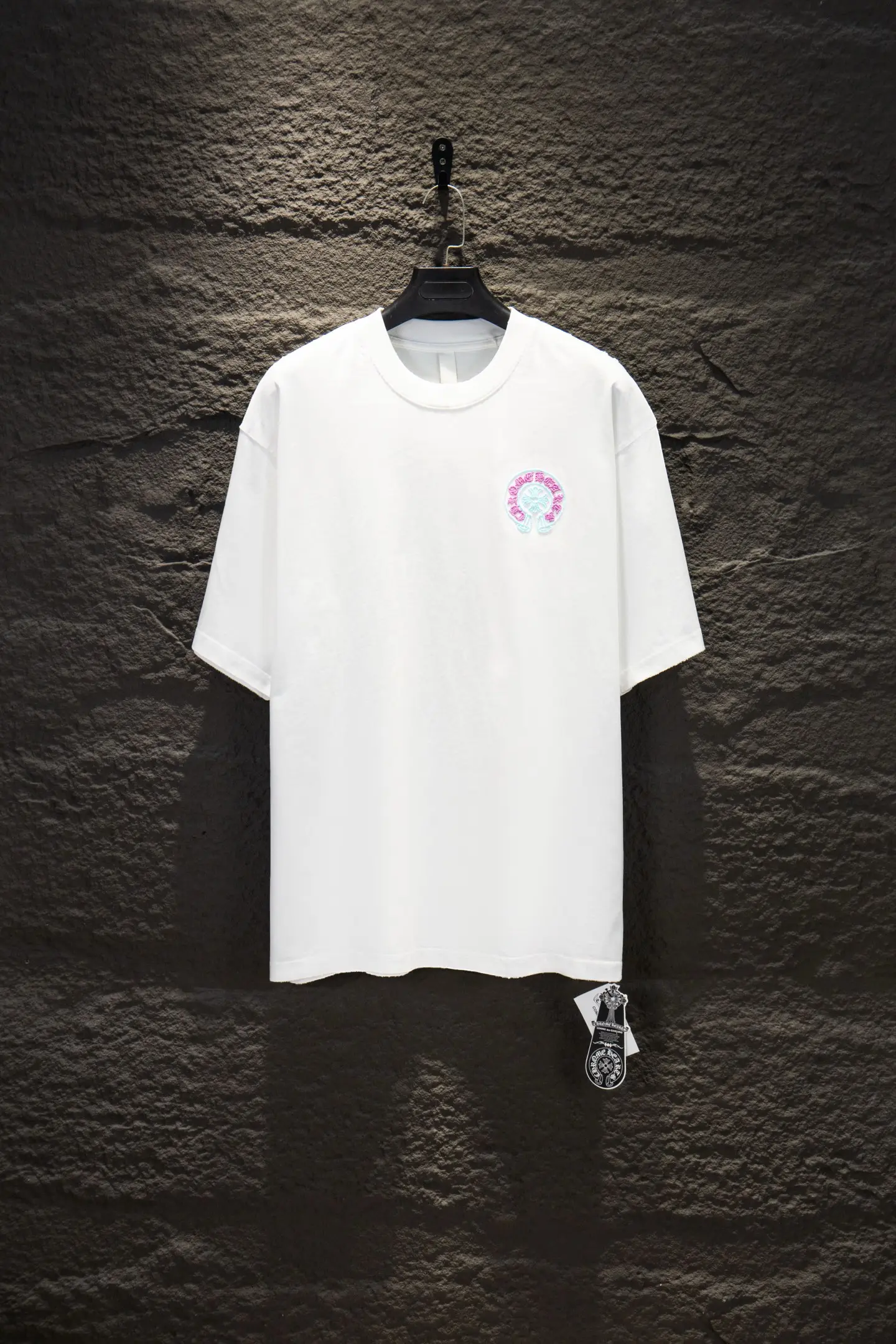 Embroidered Oversized Distressed Cotton T-Shirt D15012678 — view 3