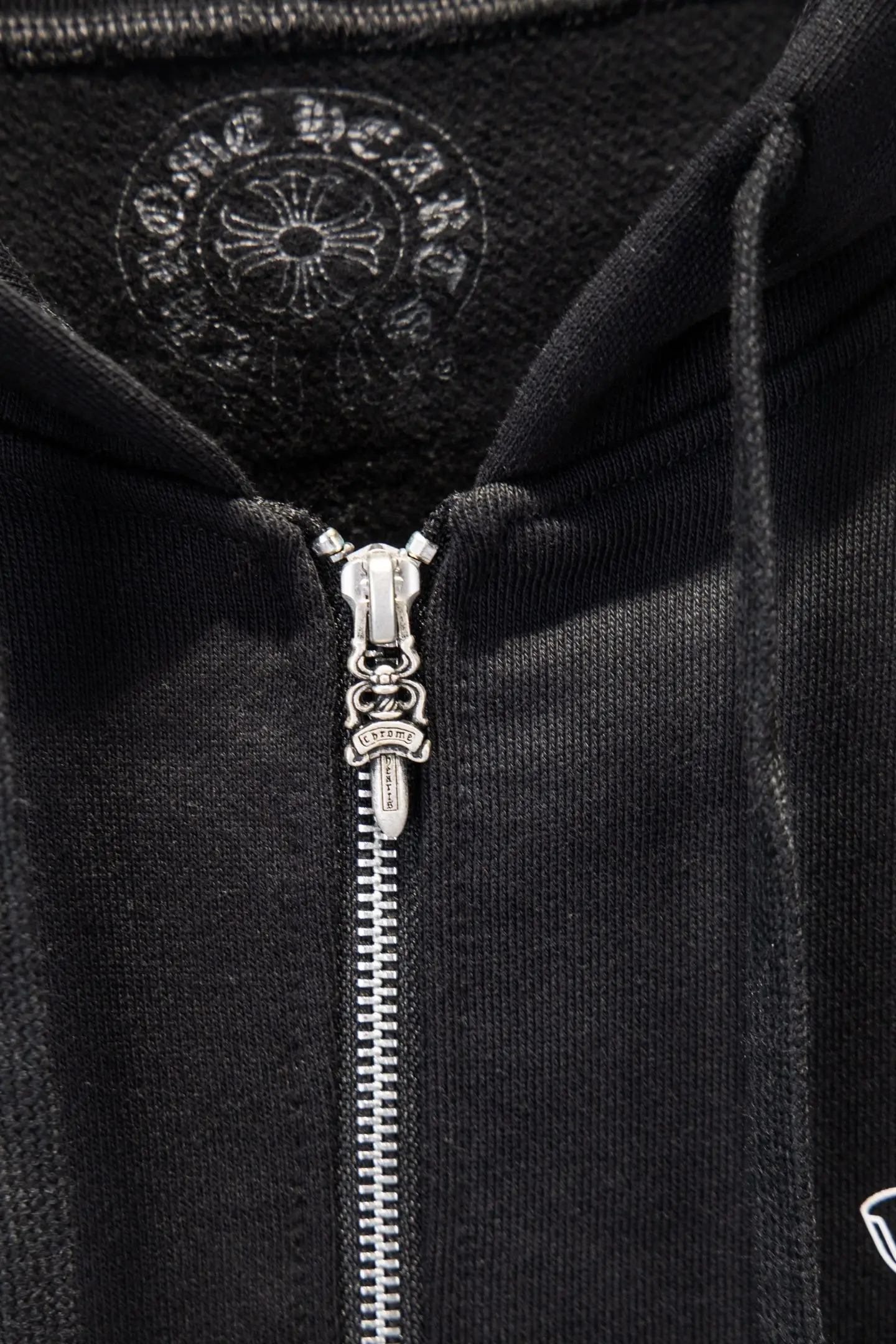 Logo-Print Cotton-Fleece Zip-Up Hoodie D22924243 — view 8