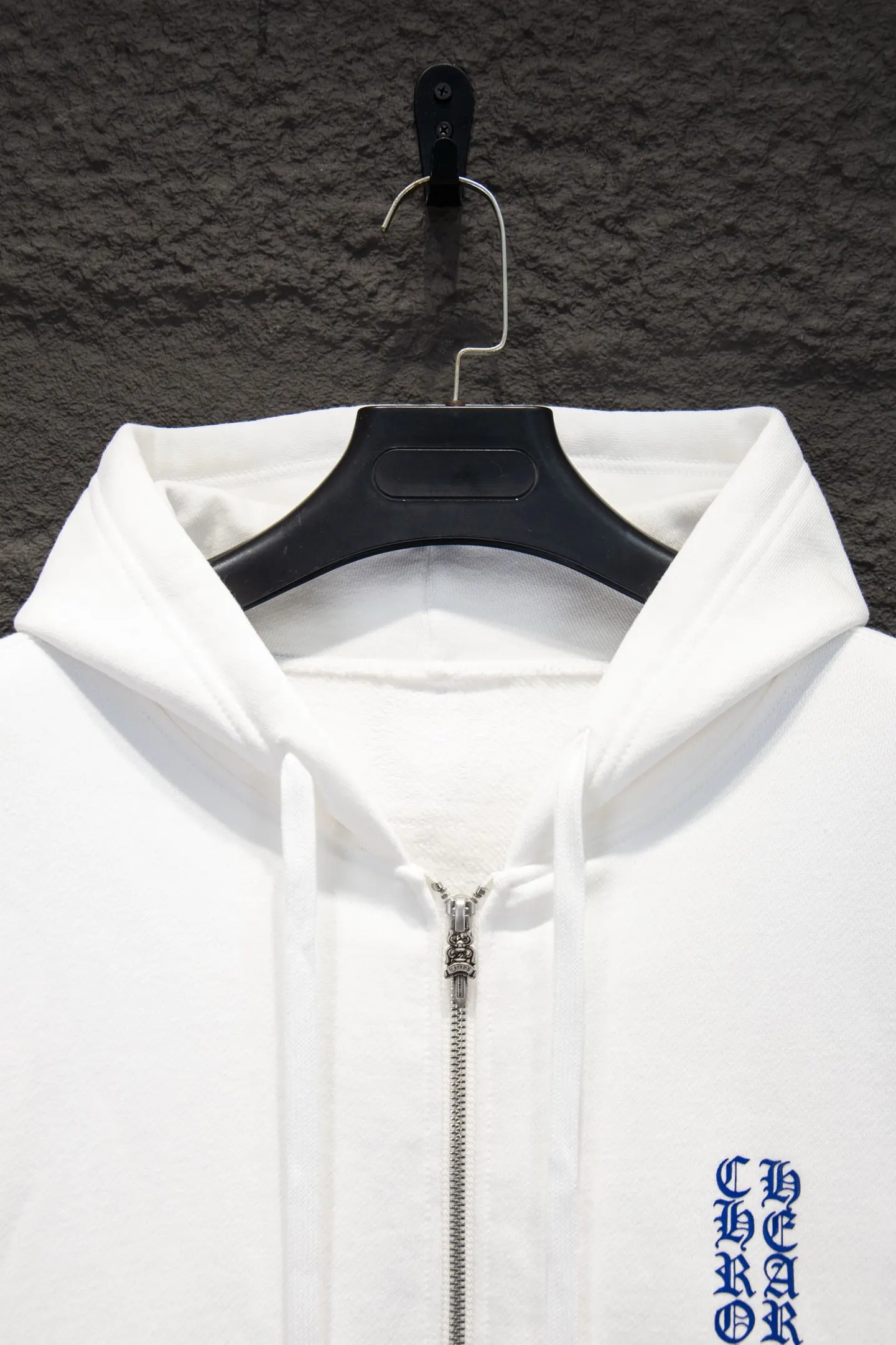 Logo-Print Cotton-Fleece Zip-Up Hoodie D22924216 — view 3