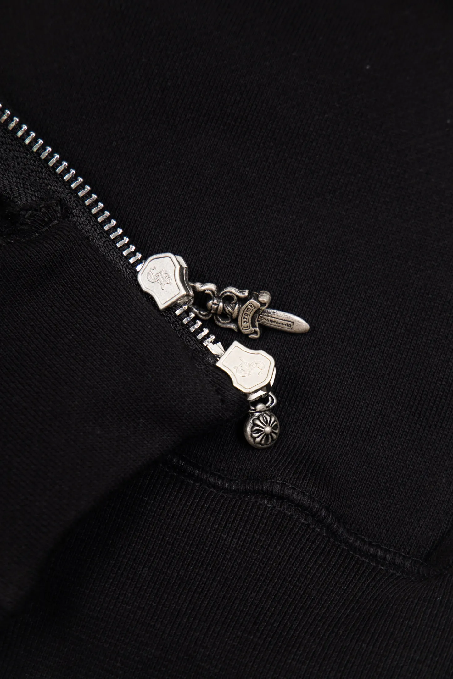 Embroidered Logo Oversized Zip-Up Hoodie D22524231 — view 9