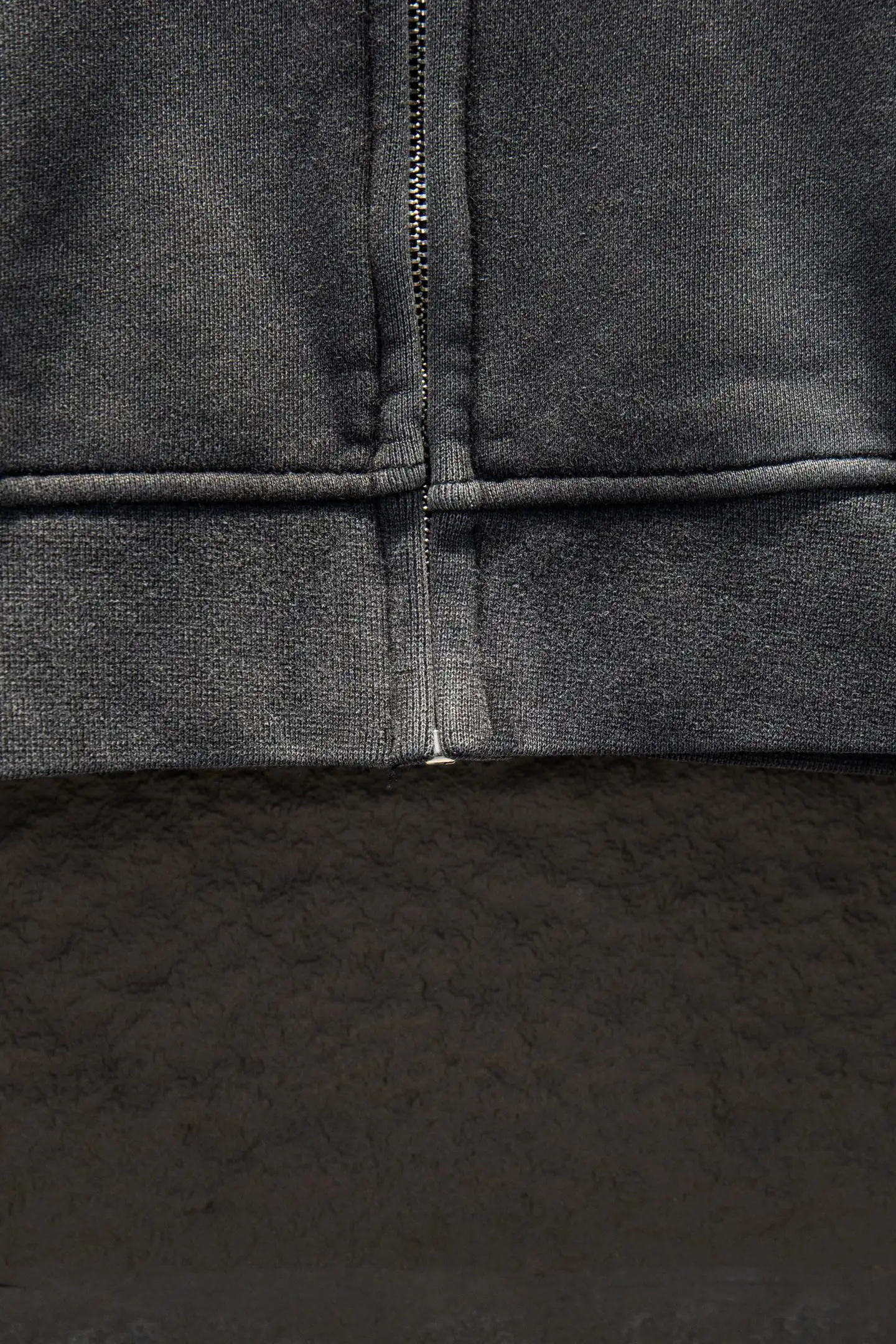 Logo-Print Washed Cotton Zip-Up Hoodie D23524206 — view 9