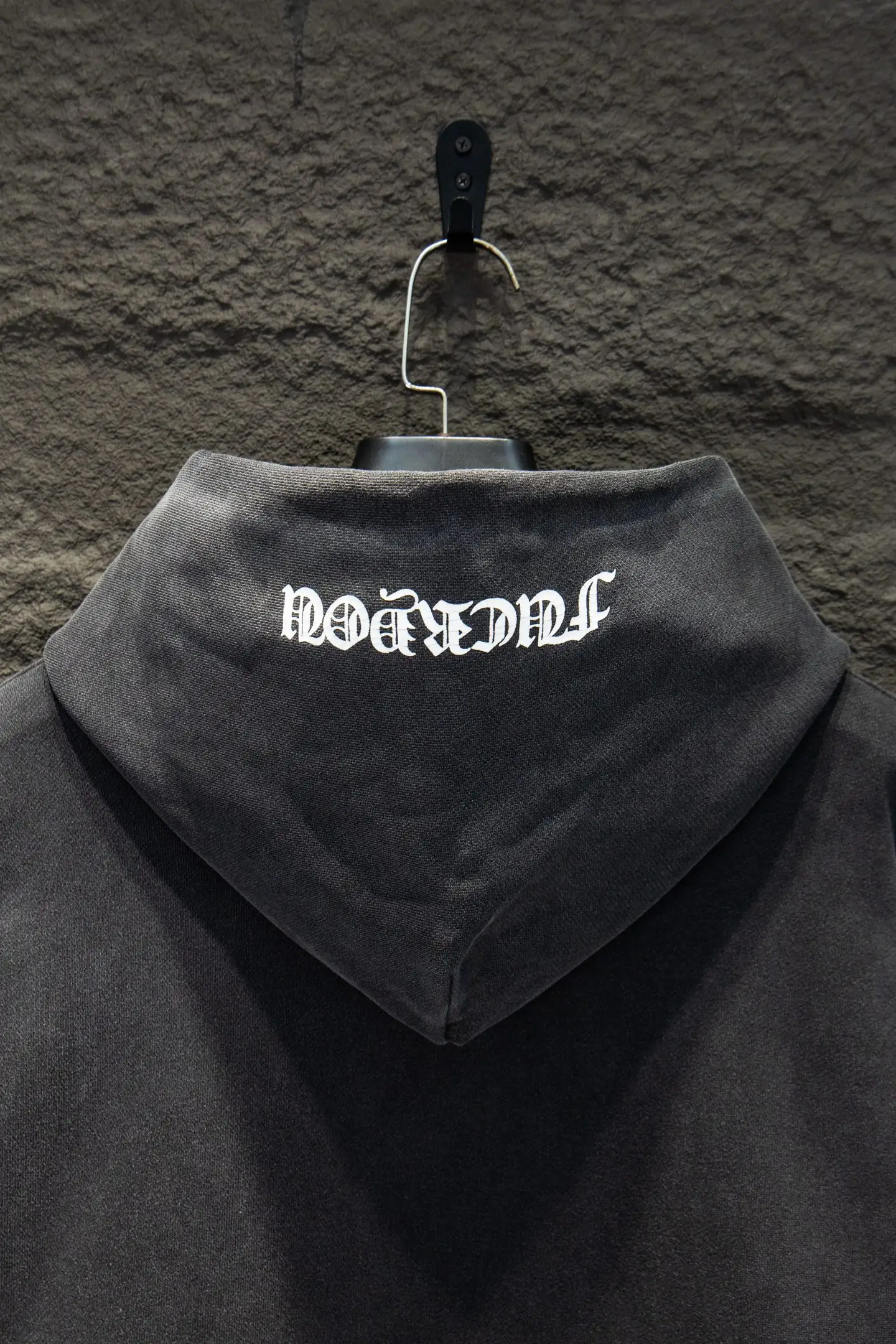 Logo-Print Washed Cotton Zip-Up Hoodie D23524206 — view 11