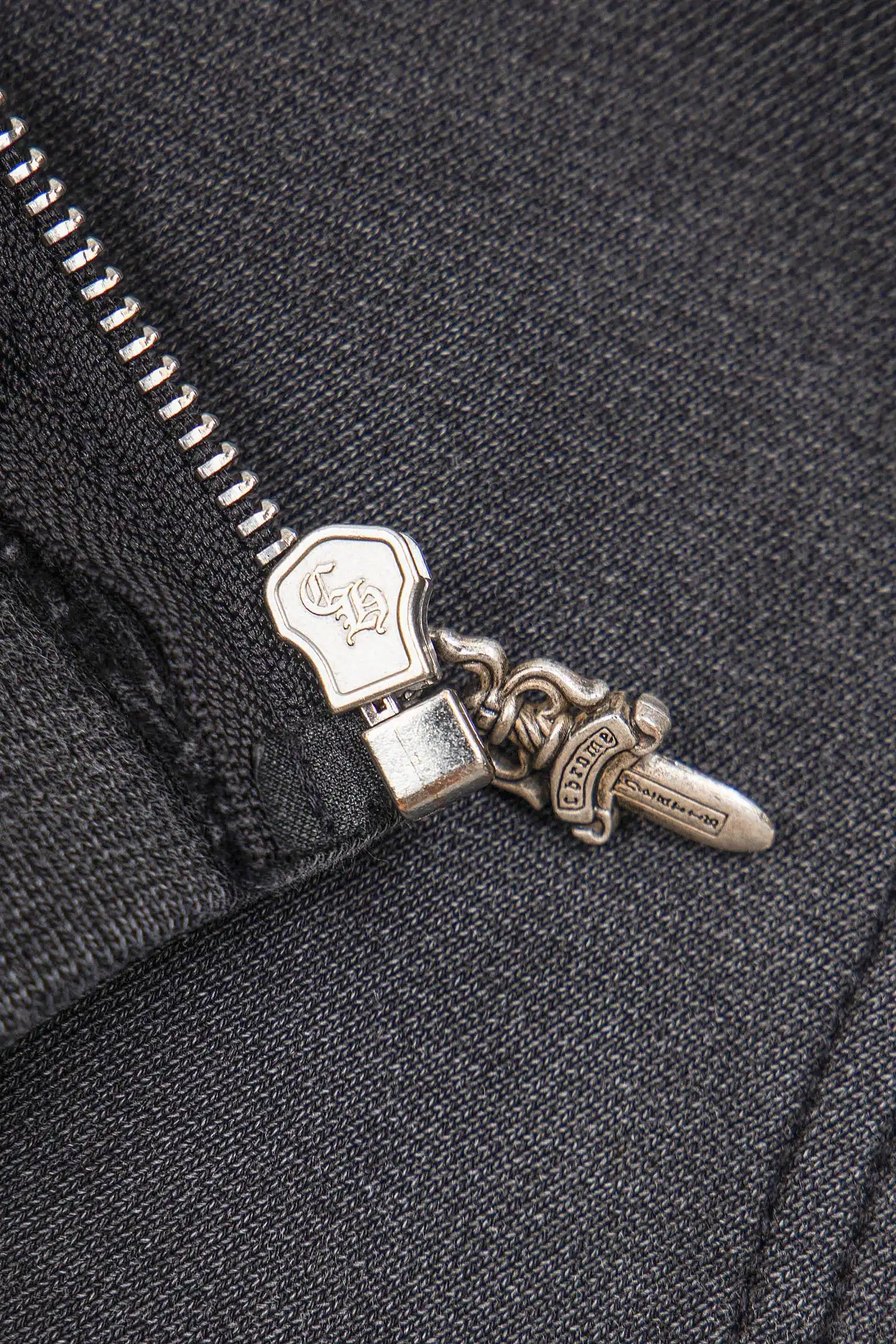 Logo-Print Washed Cotton Zip-Up Hoodie D23524206 — view 14