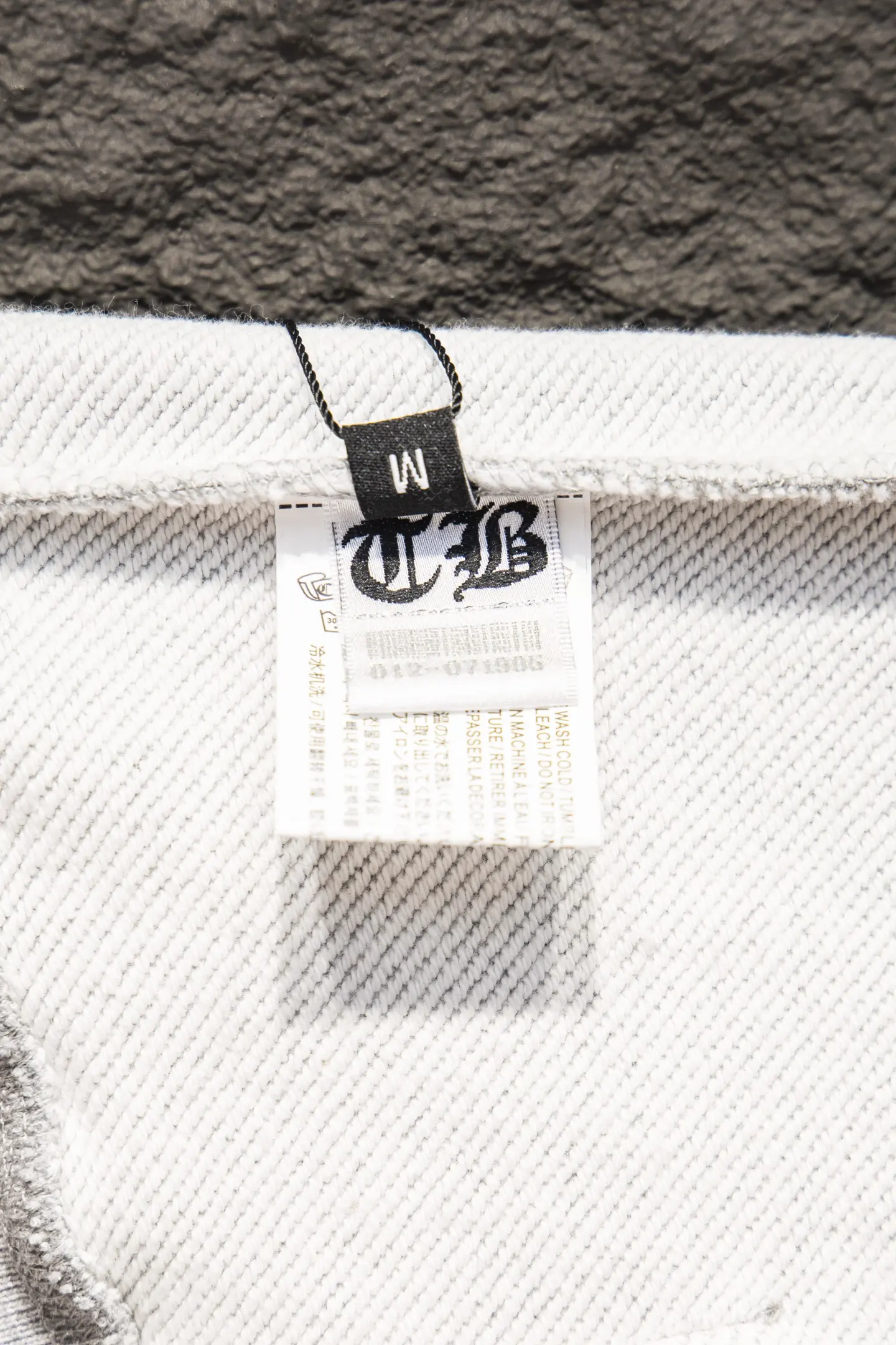 Embroidered Logo Oversized Cotton Hoodie D19524232 — view 10
