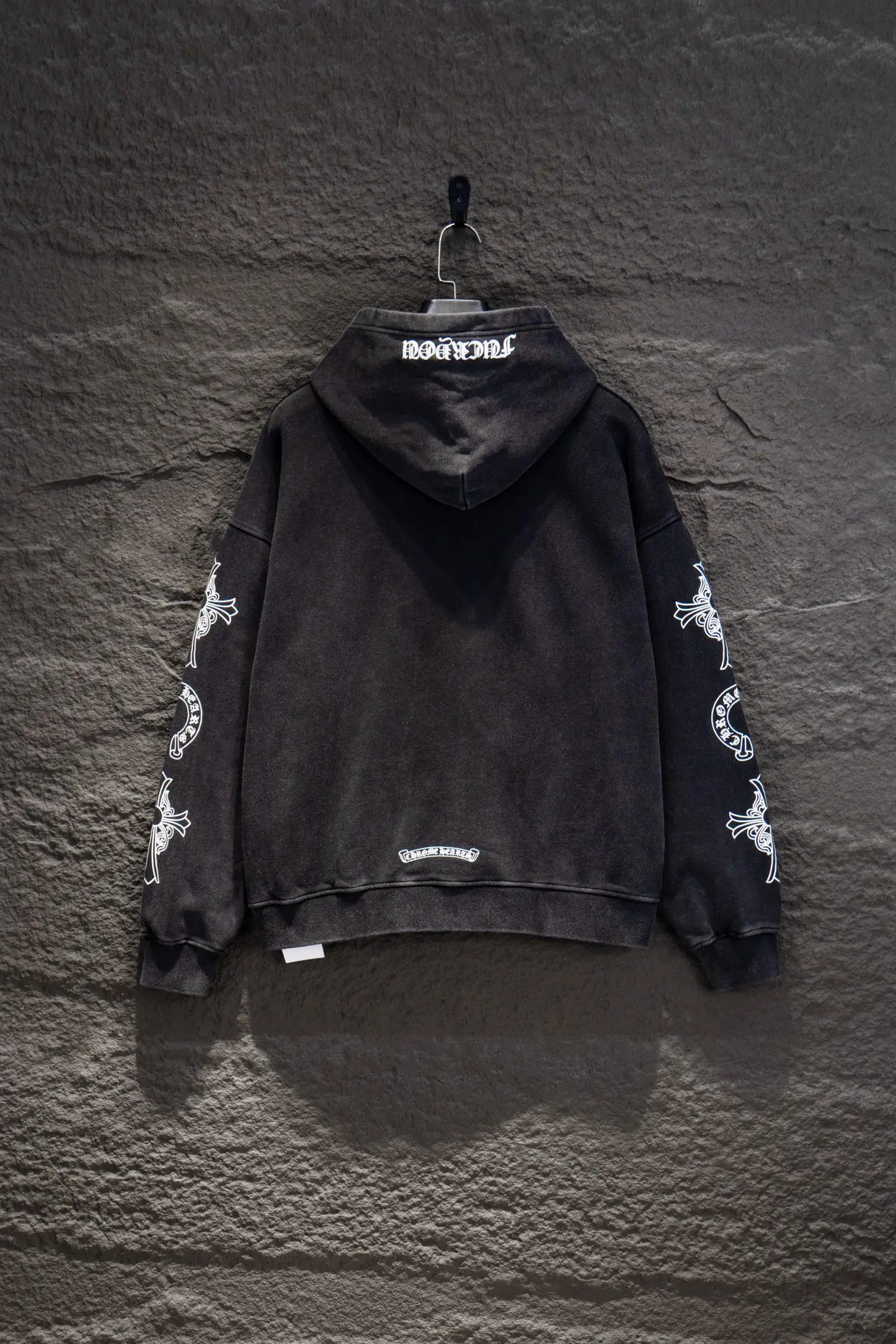 Logo-Print Washed Cotton Hoodie D20924229 — view 2