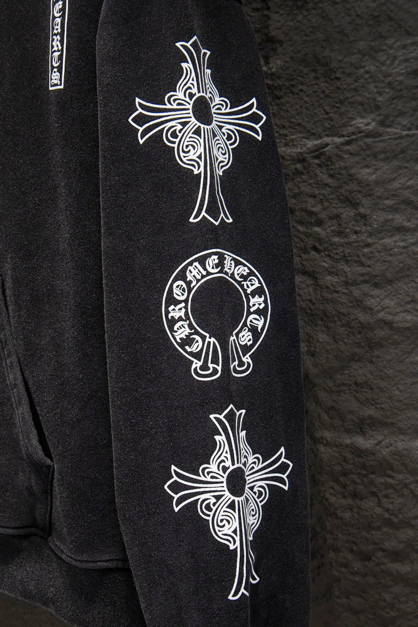 Logo-Print Washed Cotton Hoodie D20924229 — view 6