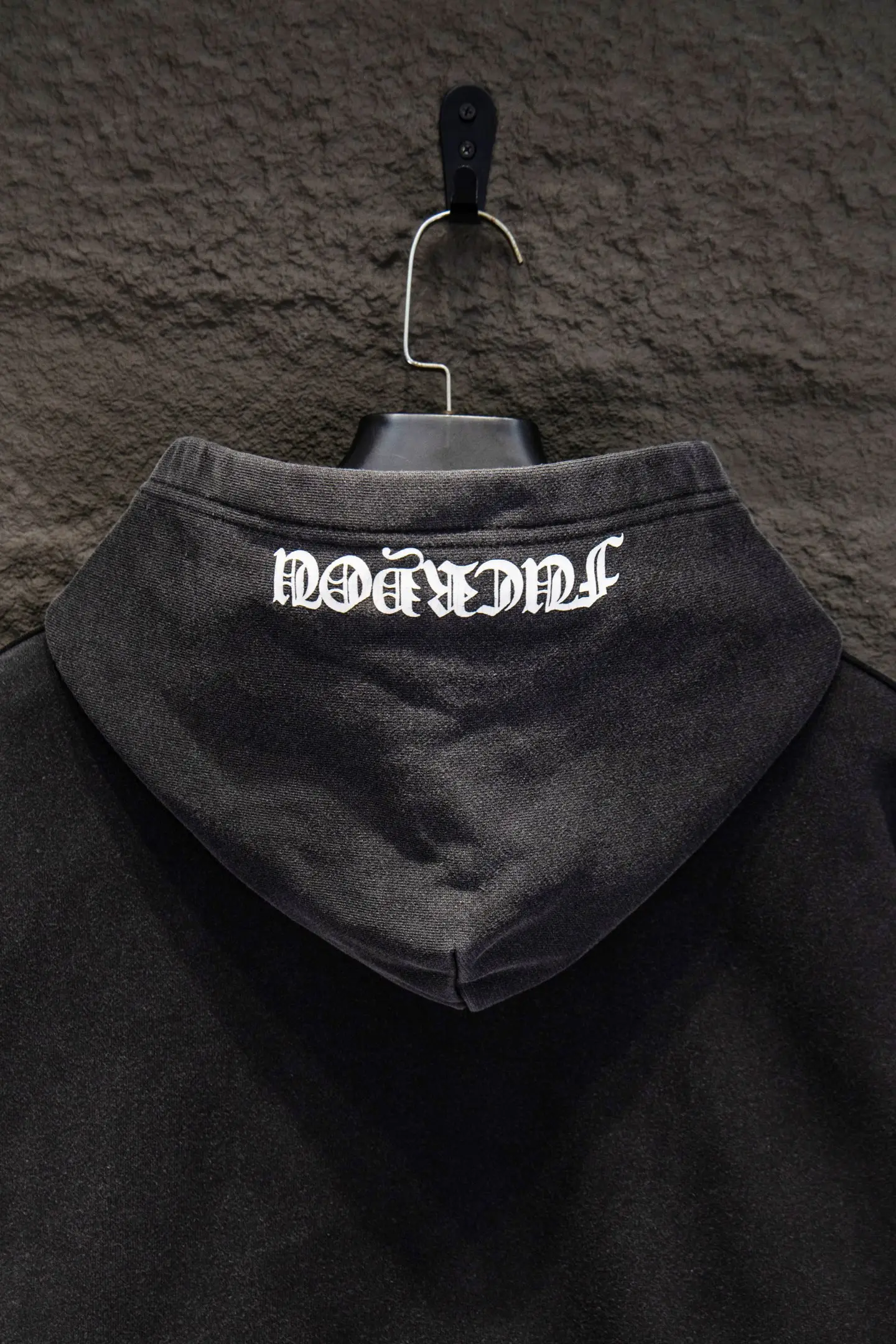 Logo-Print Washed Cotton Hoodie D20924229 — view 7