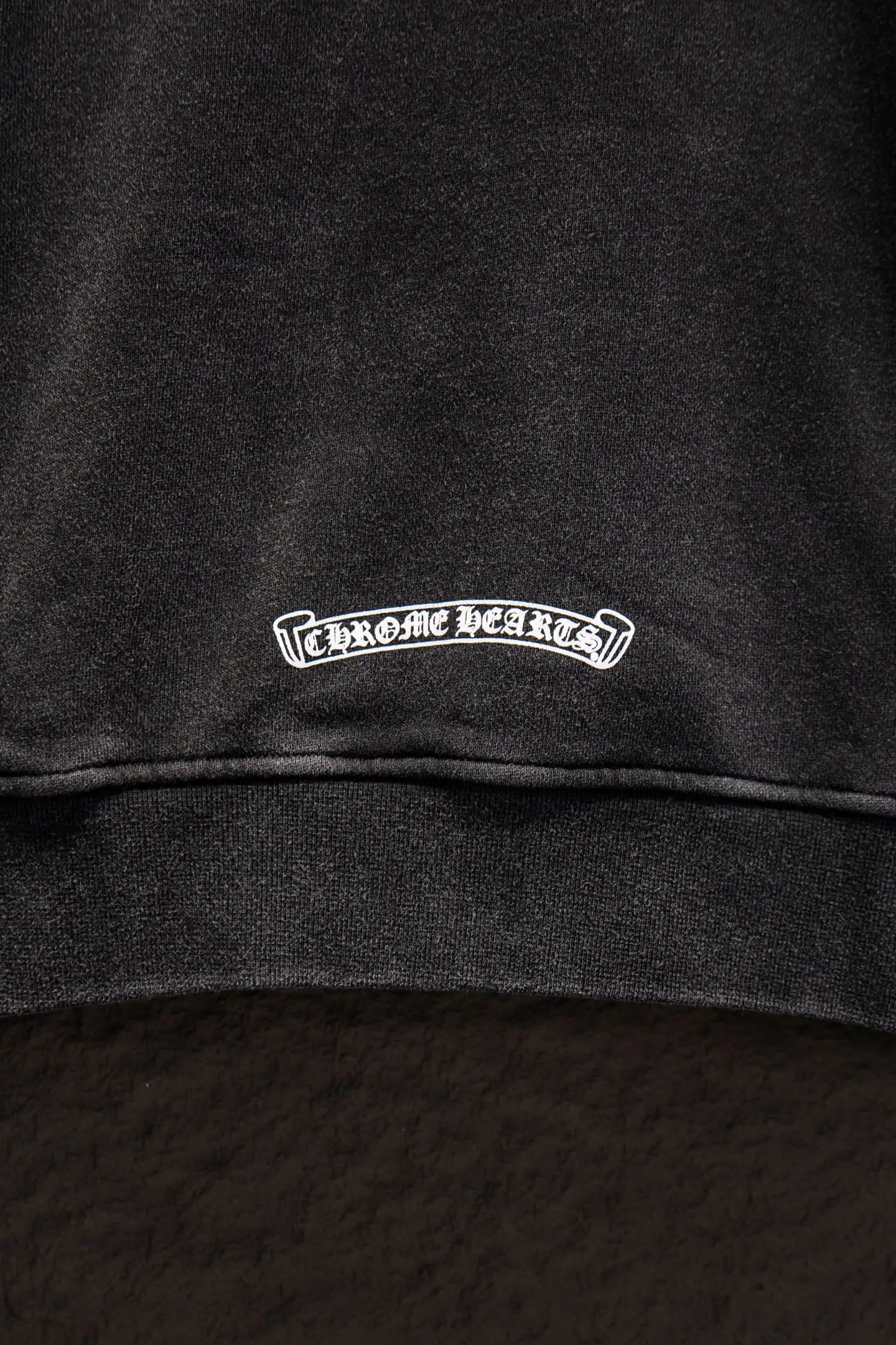 Logo-Print Washed Cotton Hoodie D20924229 — view 8