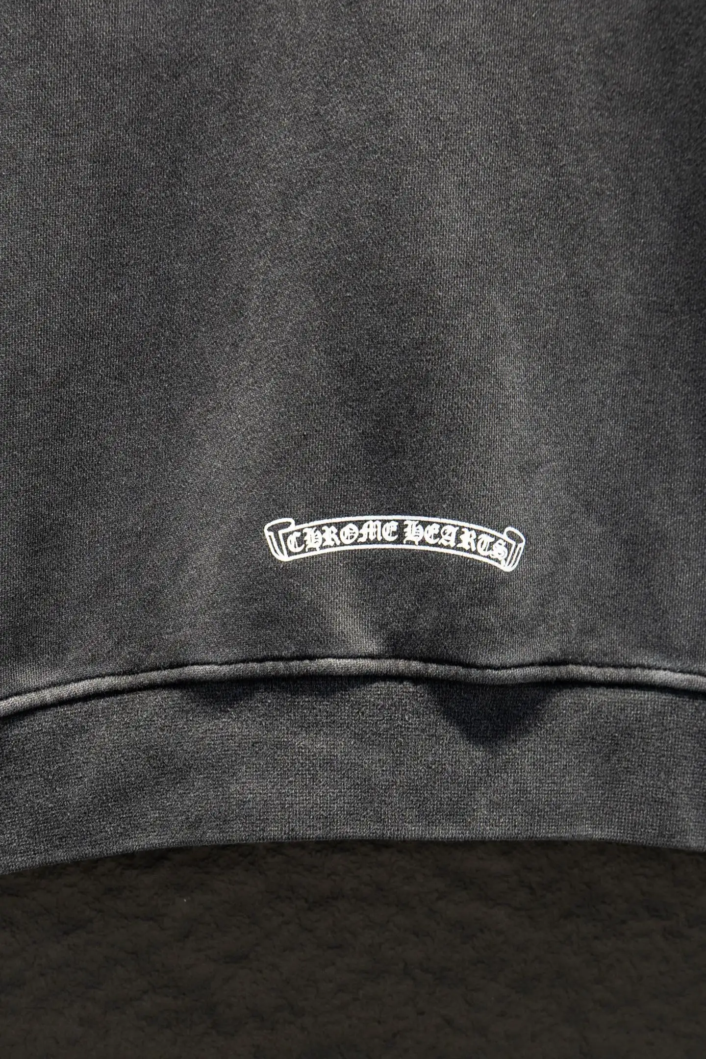 Washed Cotton Crew-Neck Sweatshirt D18924205 — view 6