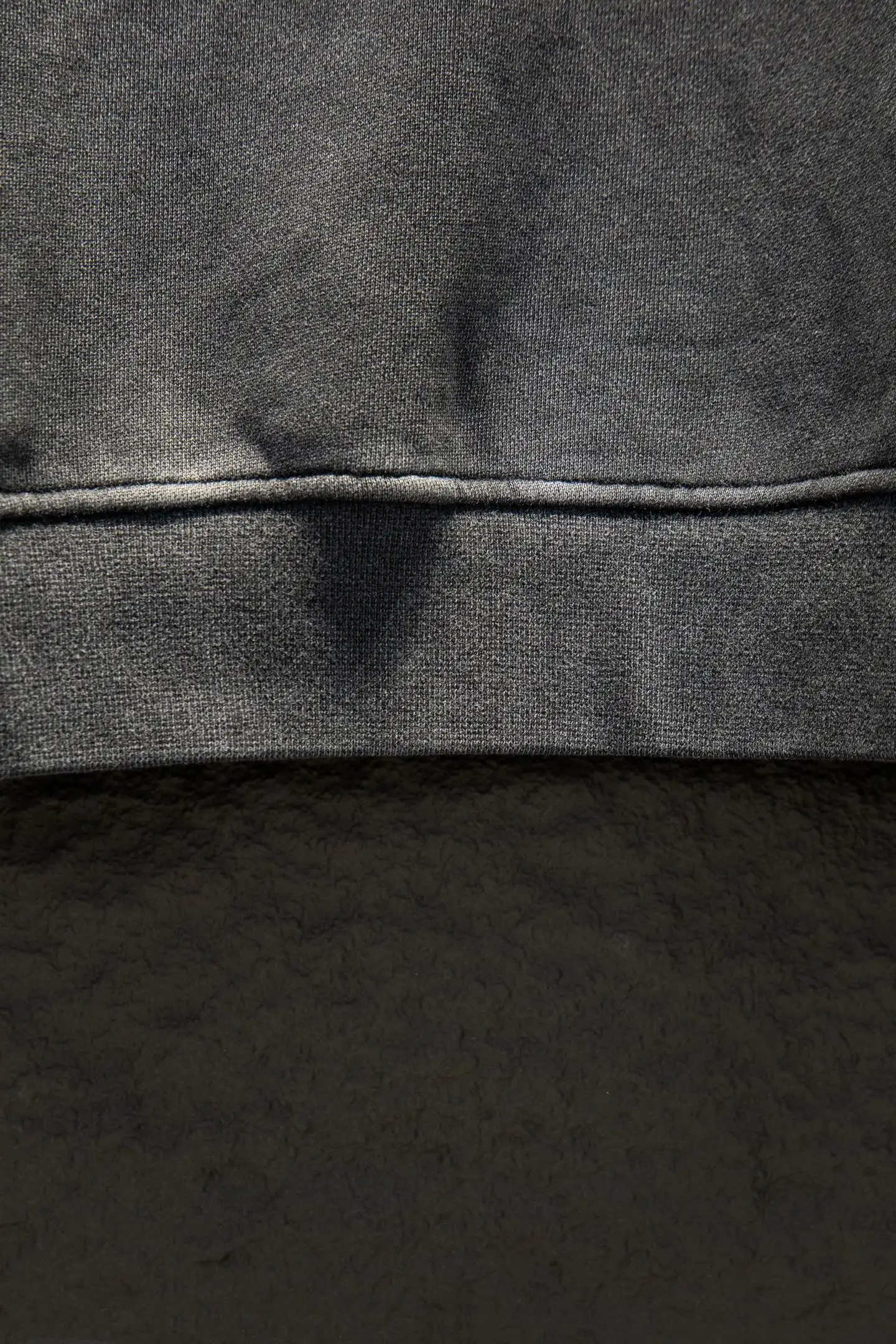 Washed Cotton Crew-Neck Sweatshirt D18924205 — view 8