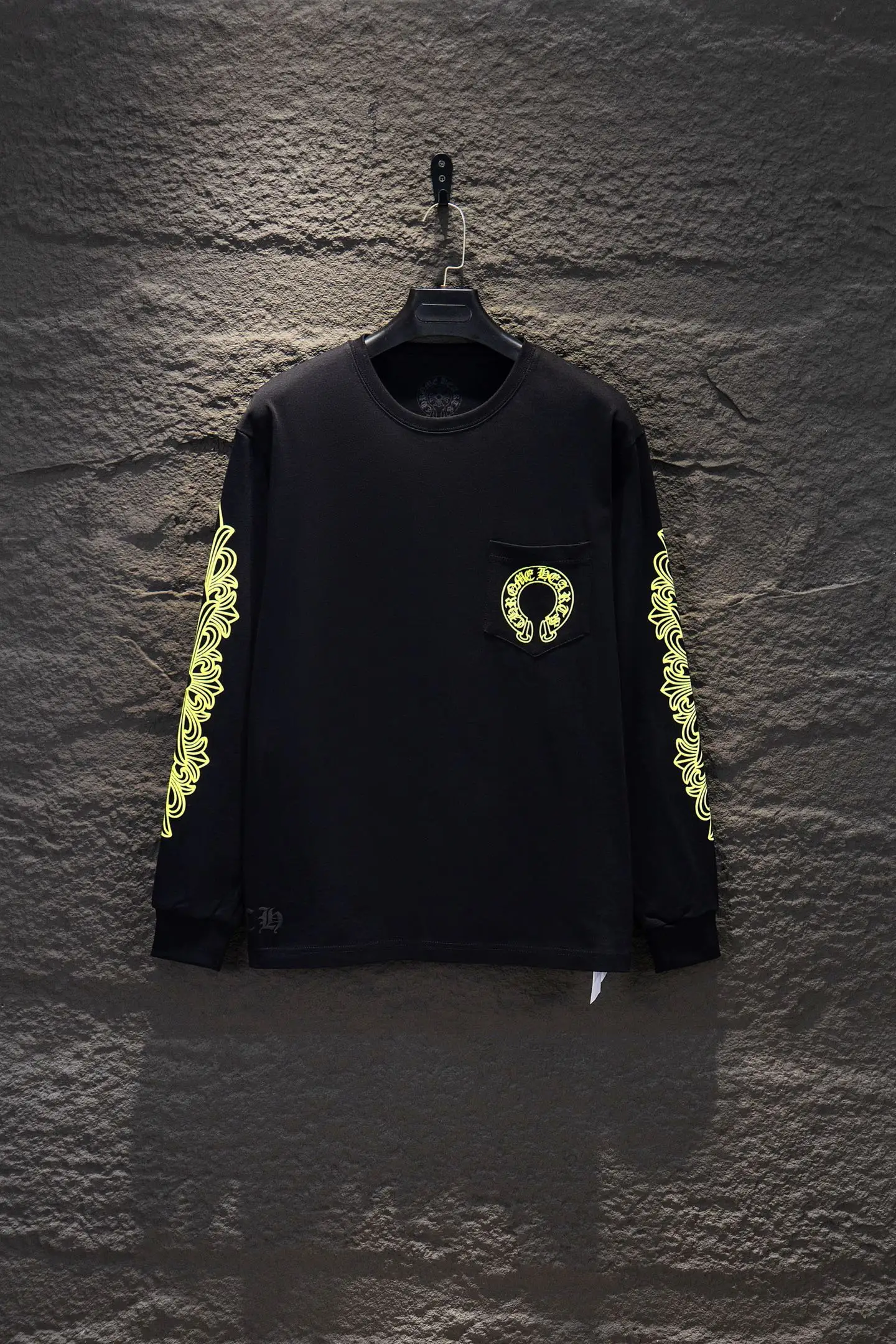 Horseshoe Logo Oversized Long-Sleeve T-Shirt D14924272